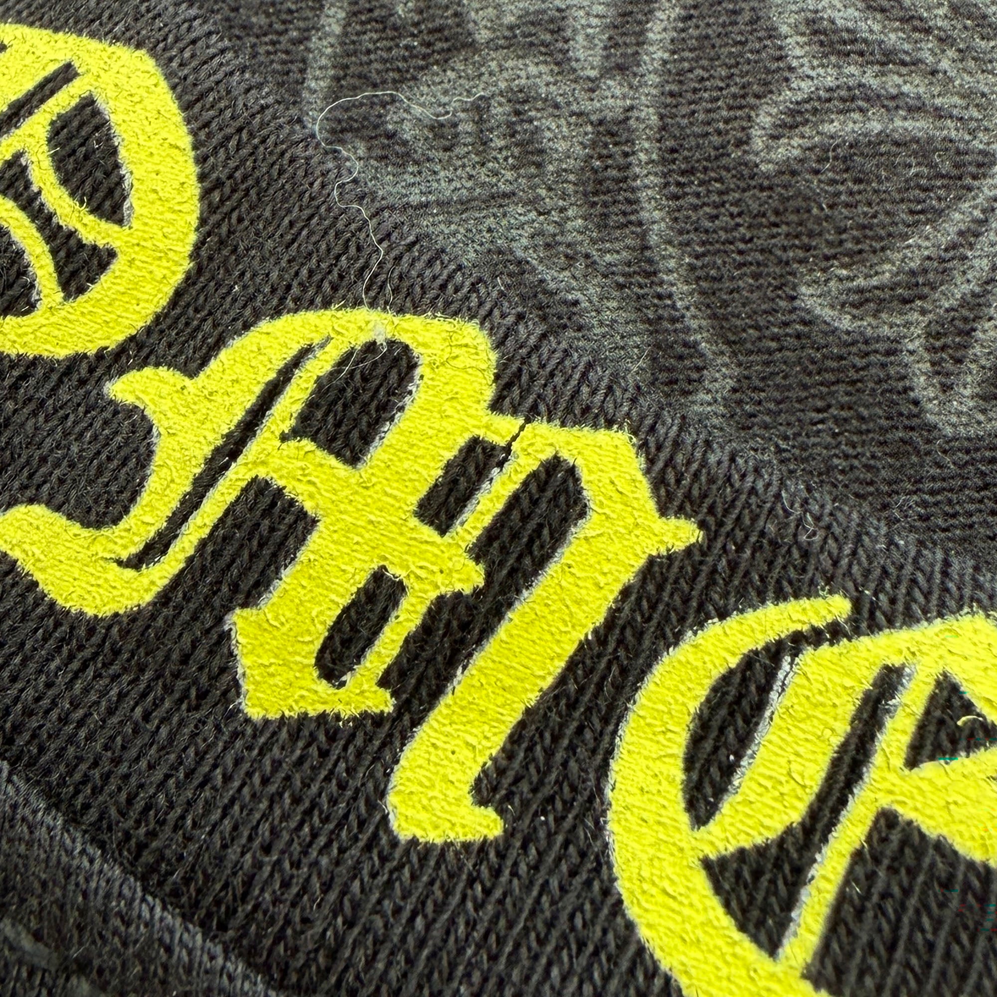 CHROME HEARTS Old English Neck Logo Neon Yellow Long Sleeve Tee Size L クロムハーツ オールドイングリッシュネックロゴネオンイエローロングスリーブTシャツ サイズL