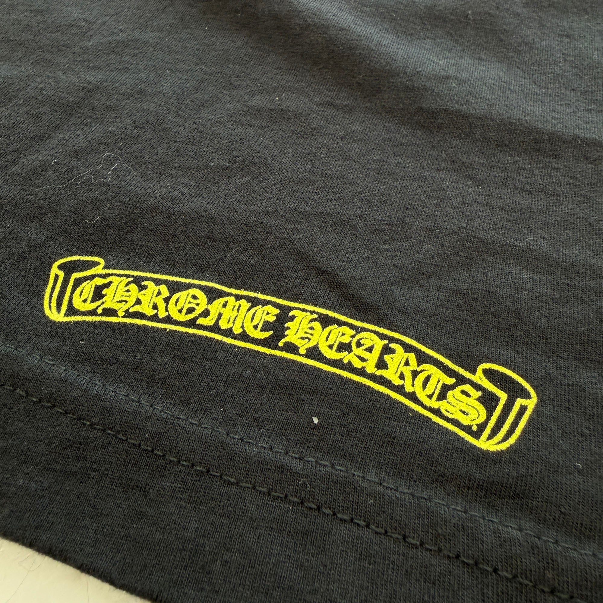 CHROME HEARTS Old English Neck Logo Neon Yellow Long Sleeve Tee Size L クロムハーツ オールドイングリッシュネックロゴネオンイエローロングスリーブTシャツ サイズL