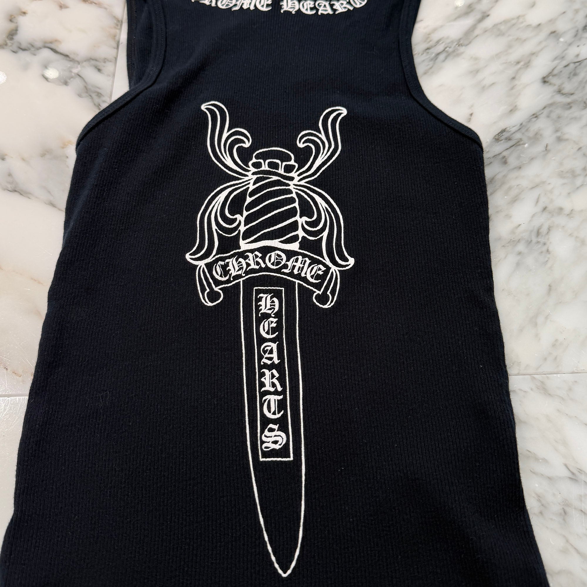 ［美品］クロムハーツ タンクトップ ネックロゴ ダガープリント ハート　M CHROME HEARTS CH Cross Logo Back Dagger Print Tank Top Size M