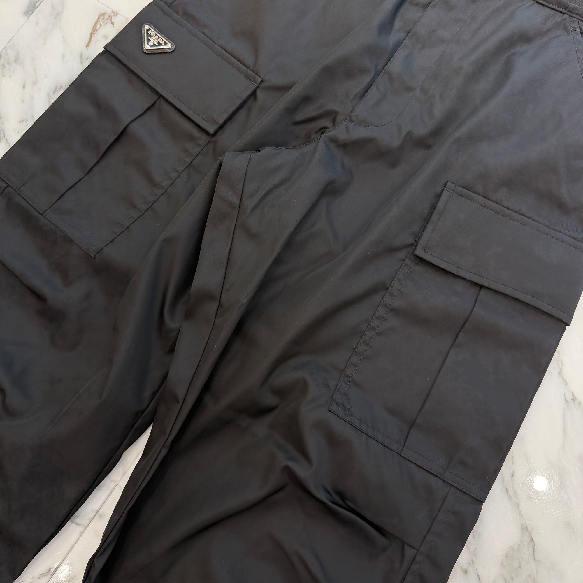 PRADA 2023SS Re Nylon Triangle Logo Plate Nylon Cargo Pants SPH286 S222 1WQ8 Size M プラダ リナイロン トライアングルロゴプレート ナイロンカーゴパンツ サイズM