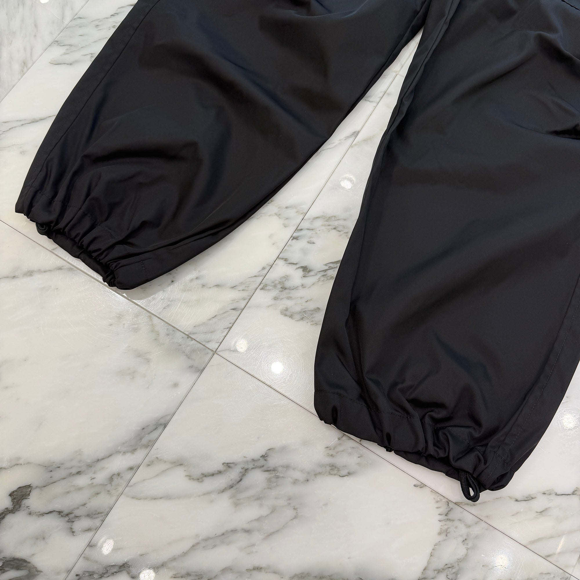 PRADA 2023SS Re Nylon Triangle Logo Plate Nylon Cargo Pants SPH286 S222 1WQ8 Size M プラダ リナイロン トライアングルロゴプレート ナイロンカーゴパンツ サイズM
