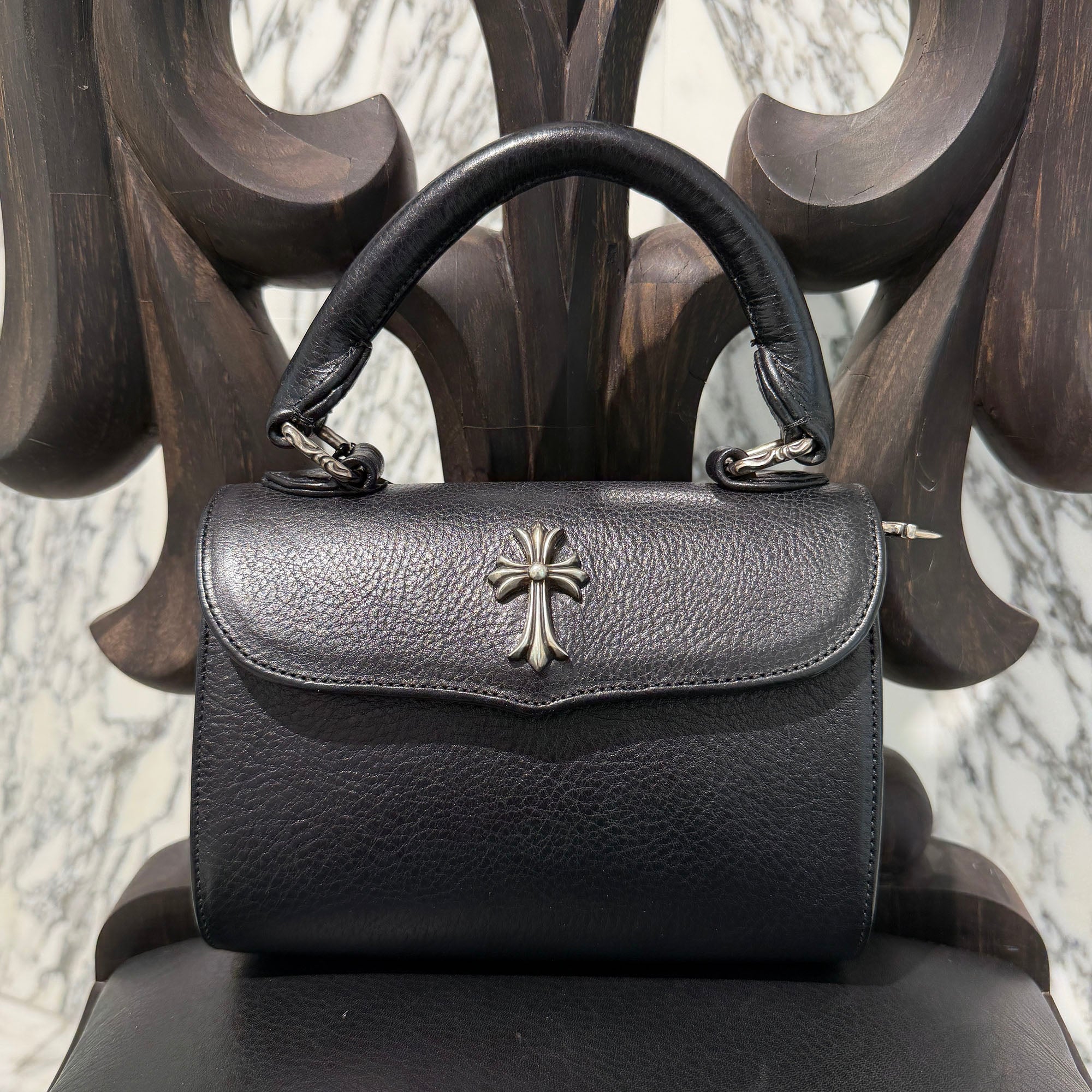 CHROME HEARTS DOG ADAMS CH Cross Leather Shoulder Hand Bag クロムハーツ ドッグアダムズ CHクロス レザー ショルダー ハンドバッグ