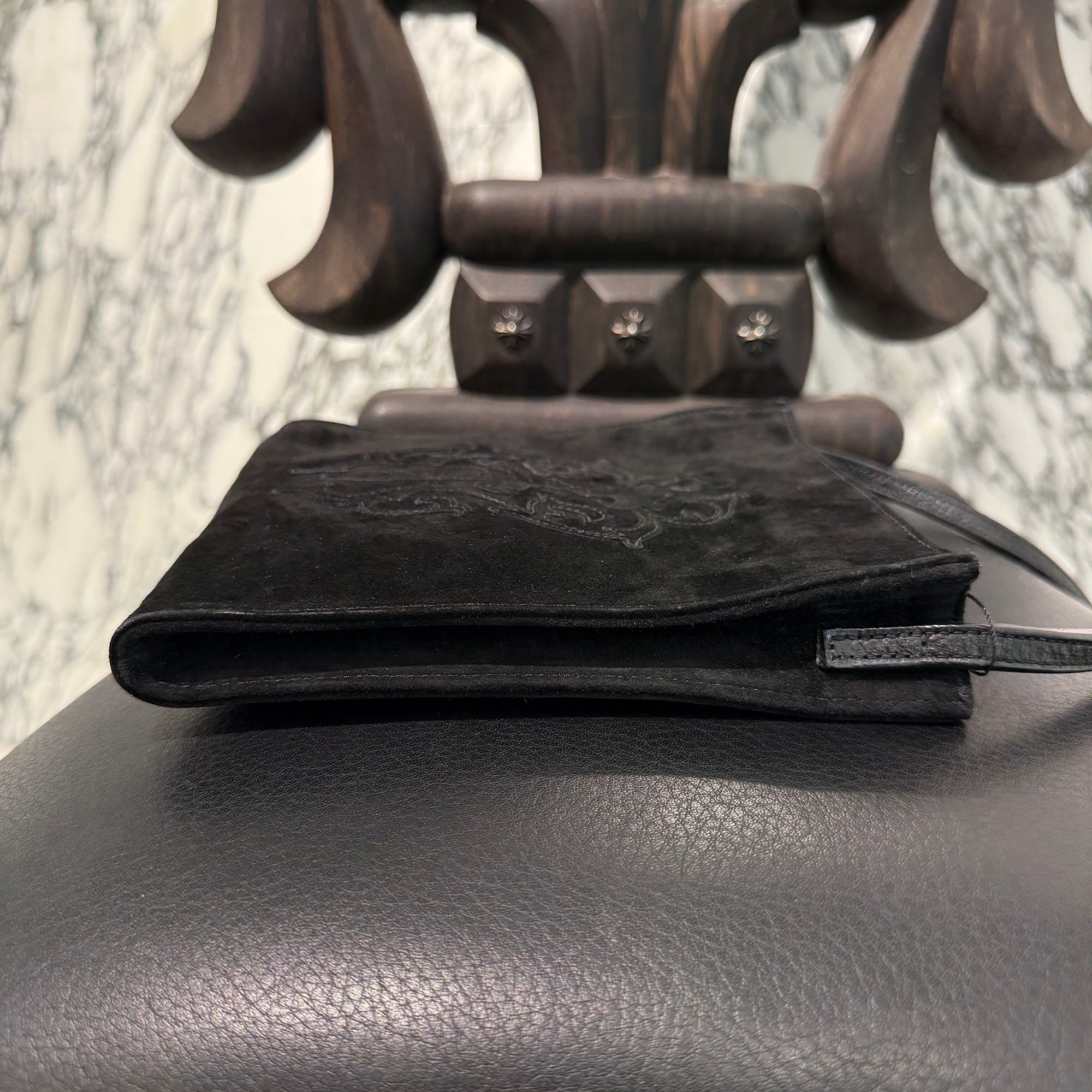 CHROME HEARTS Suede Leather Square Pocket Vine Dagger Patch Shoulder Bag クロムハーツ スエードレザー スクエアポケット ヴァインダガー パッチ ショルダーバッグ