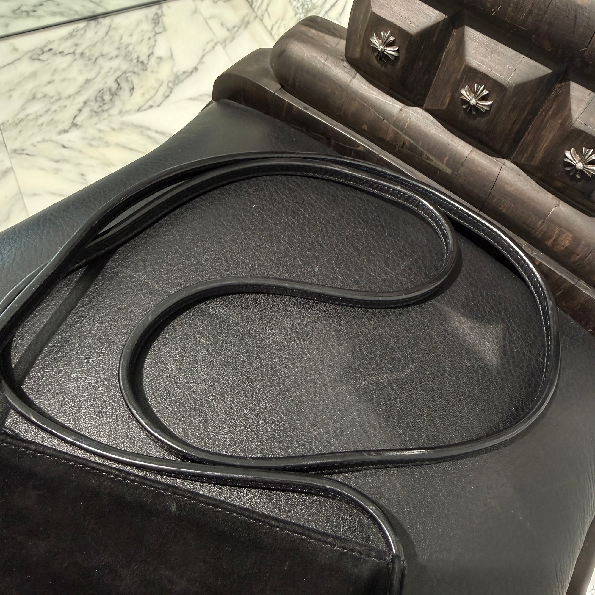 CHROME HEARTS Suede Leather Square Pocket Vine Dagger Patch Shoulder Bag クロムハーツ スエードレザー スクエアポケット ヴァインダガー パッチ ショルダーバッグ