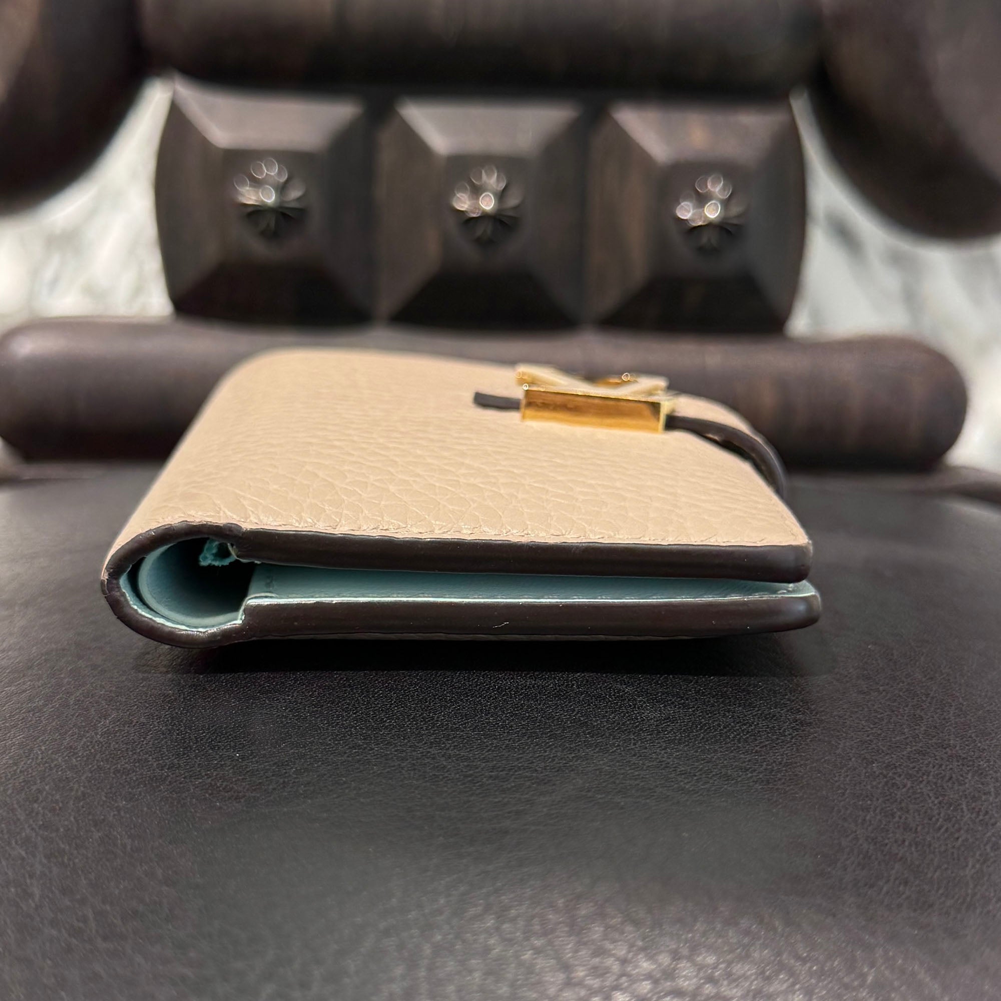 LOUIS VUITTON Vertical Compact Wallet M82198 ルイヴィトン ヴェルティカル コンパクト ウォレット