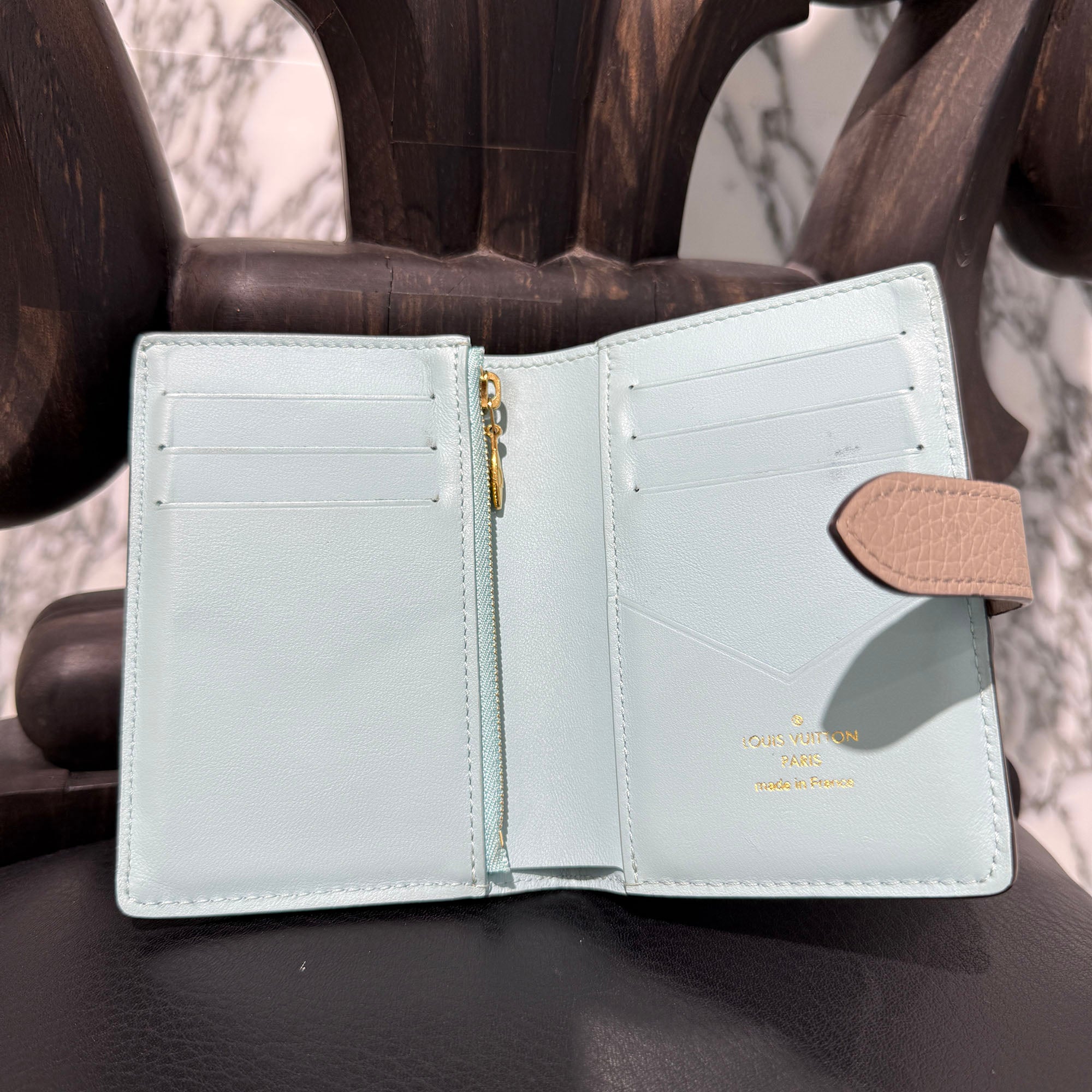 LOUIS VUITTON Vertical Compact Wallet M82198 ルイヴィトン ヴェルティカル コンパクト ウォレット
