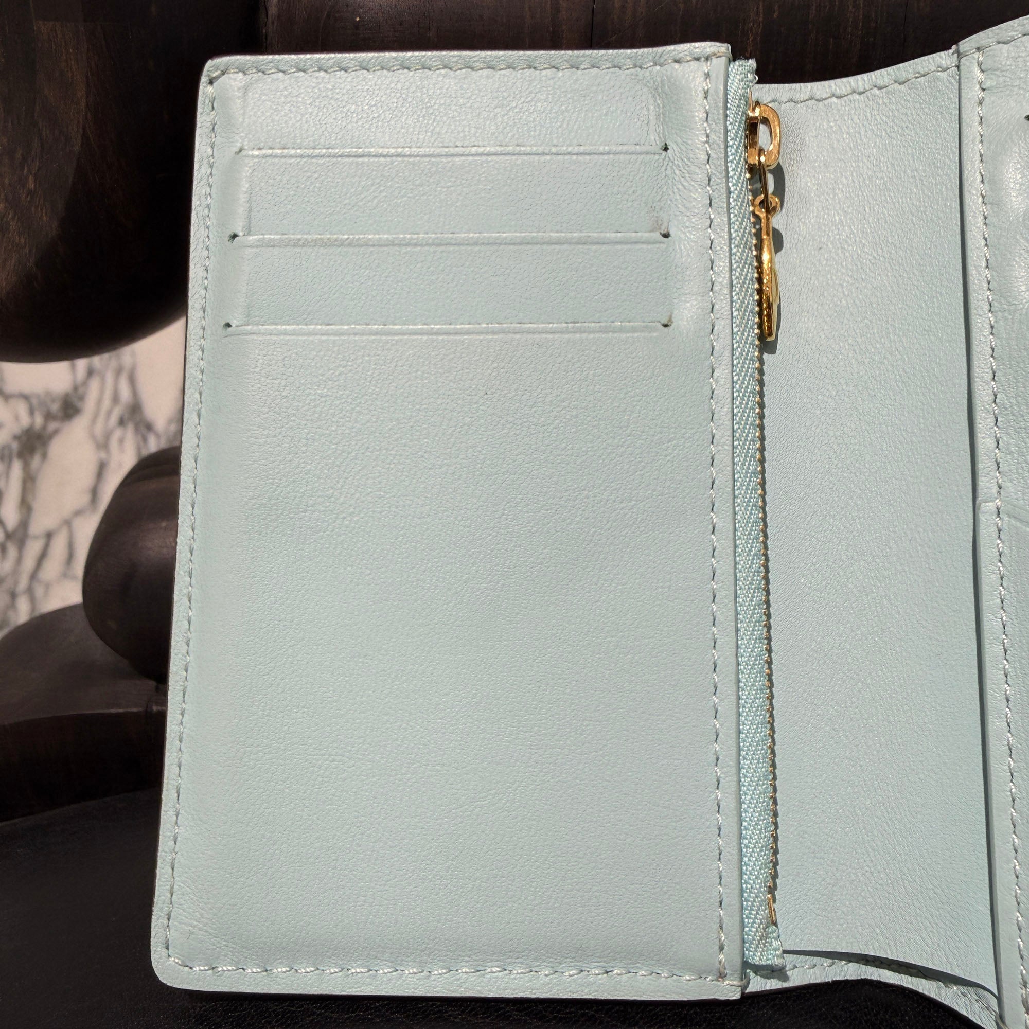 LOUIS VUITTON Vertical Compact Wallet M82198 ルイヴィトン ヴェルティカル コンパクト ウォレット