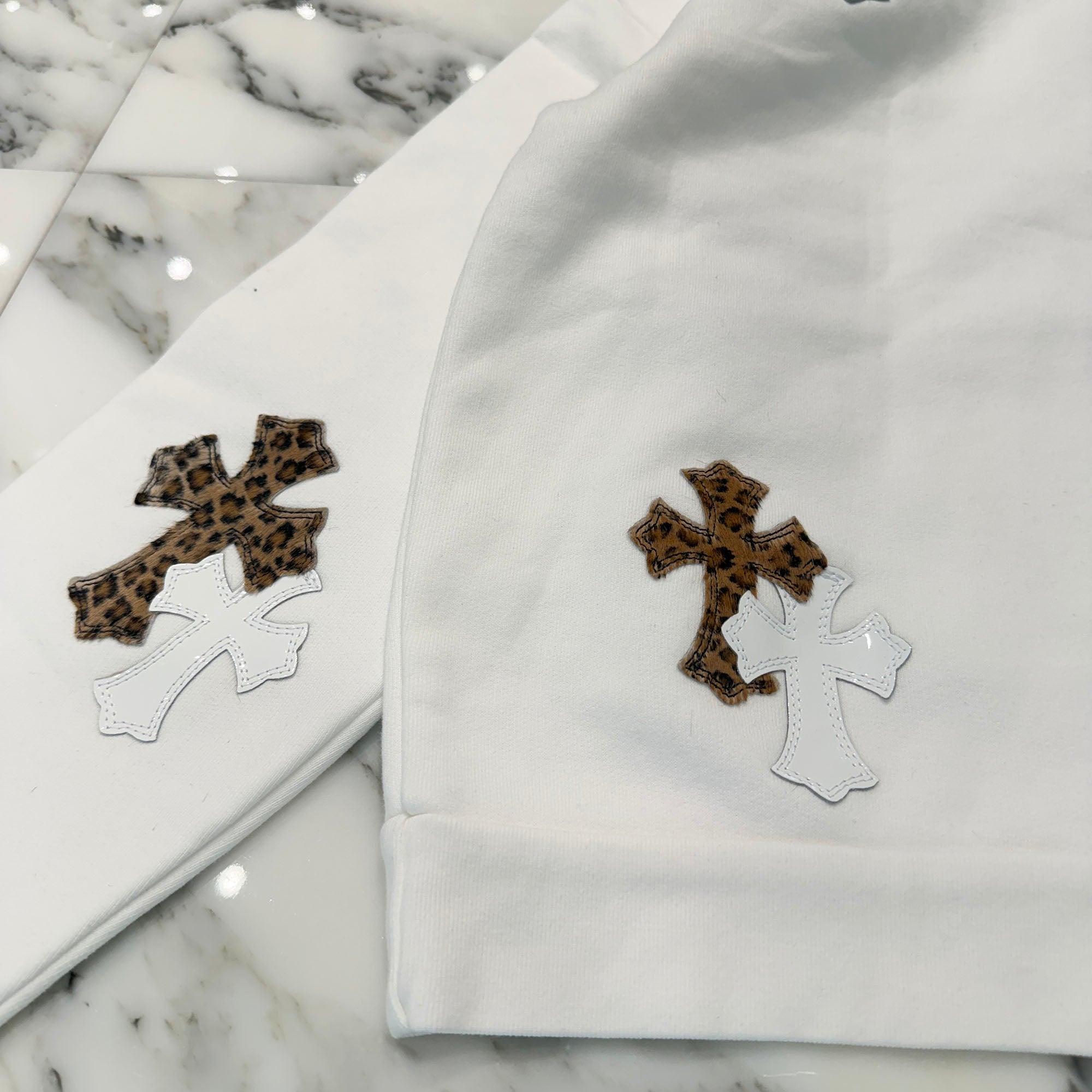 CHROME HEARTS Y NOT Multi Leather Cross Patch Half Zip Sweatshirt Size S クロムハーツ ワイノット マルチレザークロスパッチ ハーフジップ スウェットシャツ サイズS