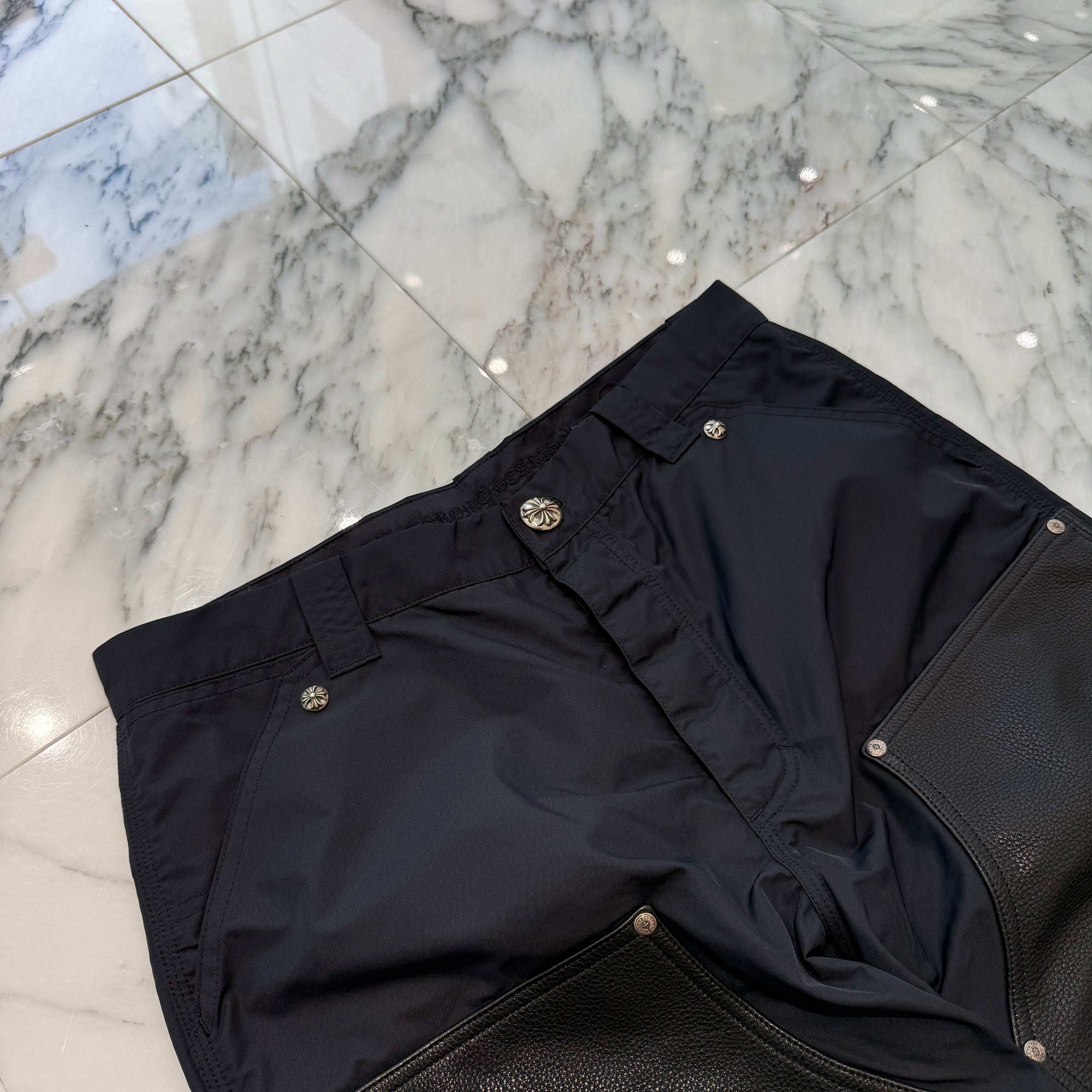 CHROME HEARTS Carpenter Leather Cross Patch Nylon Leather Work Pants Size 33 クロムハーツ カーペンター レザークロスパッチ ナイロン レザー 切替 ワークパンツ サイズ33
