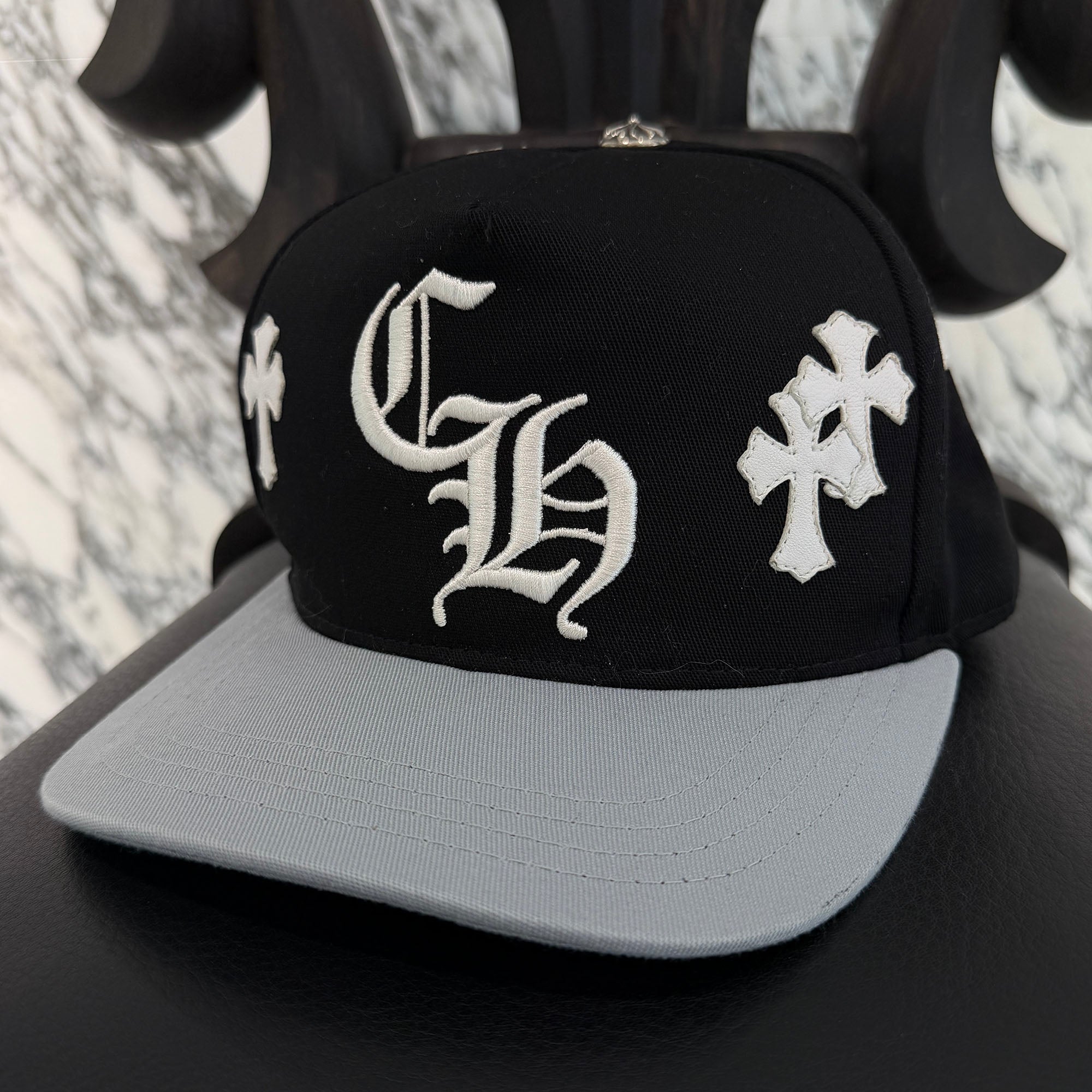 CHROME HEARTS Cemetery Cross Patch Trucker Cap ONE SIZE (53-60) クロムハーツ セメタリークロスパッチ トラッカーキャップ ONE SIZE (53-60)