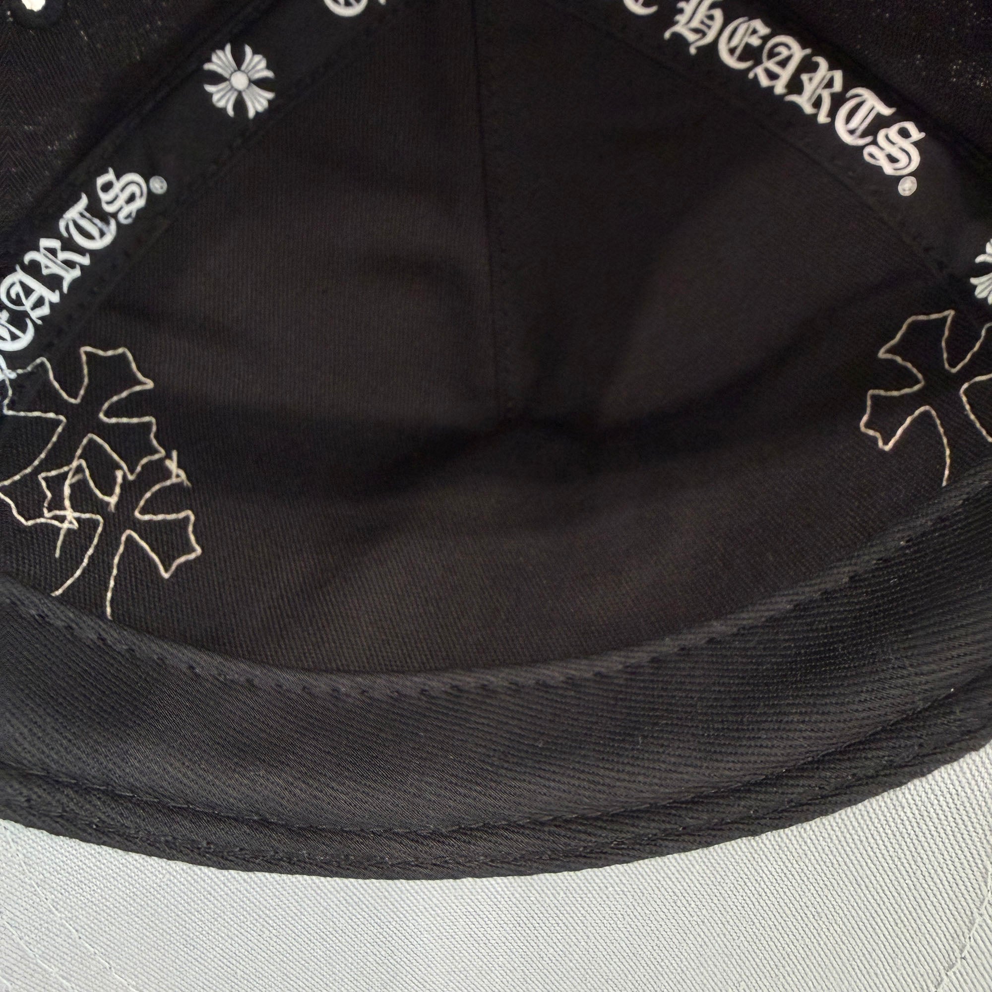 CHROME HEARTS Cemetery Cross Patch Trucker Cap ONE SIZE (53-60) クロムハーツ セメタリークロスパッチ トラッカーキャップ ONE SIZE (53-60)