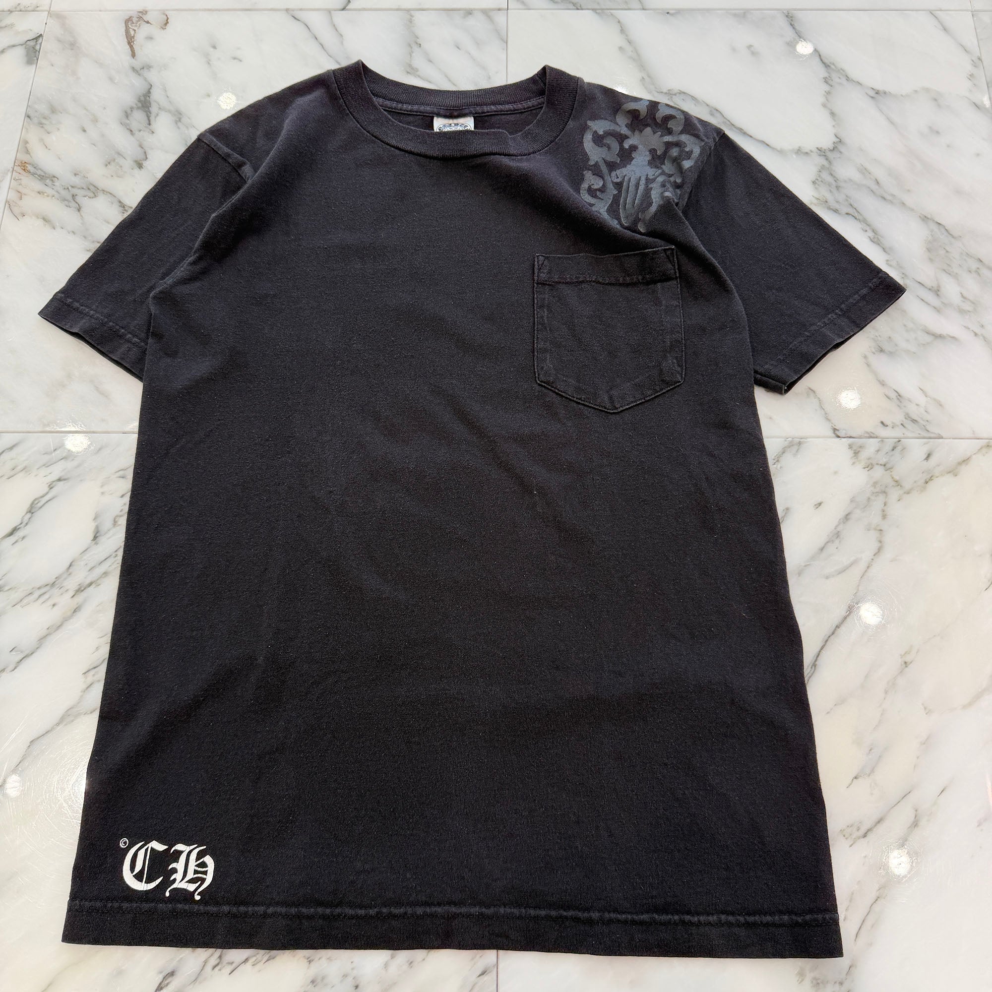 CHROME HEARTS Back Cemetery Cross Vine Dagger Print Tee Size S クロムハーツ バックセメタリークロス ヴァインダガープリント Tシャツ サイズS