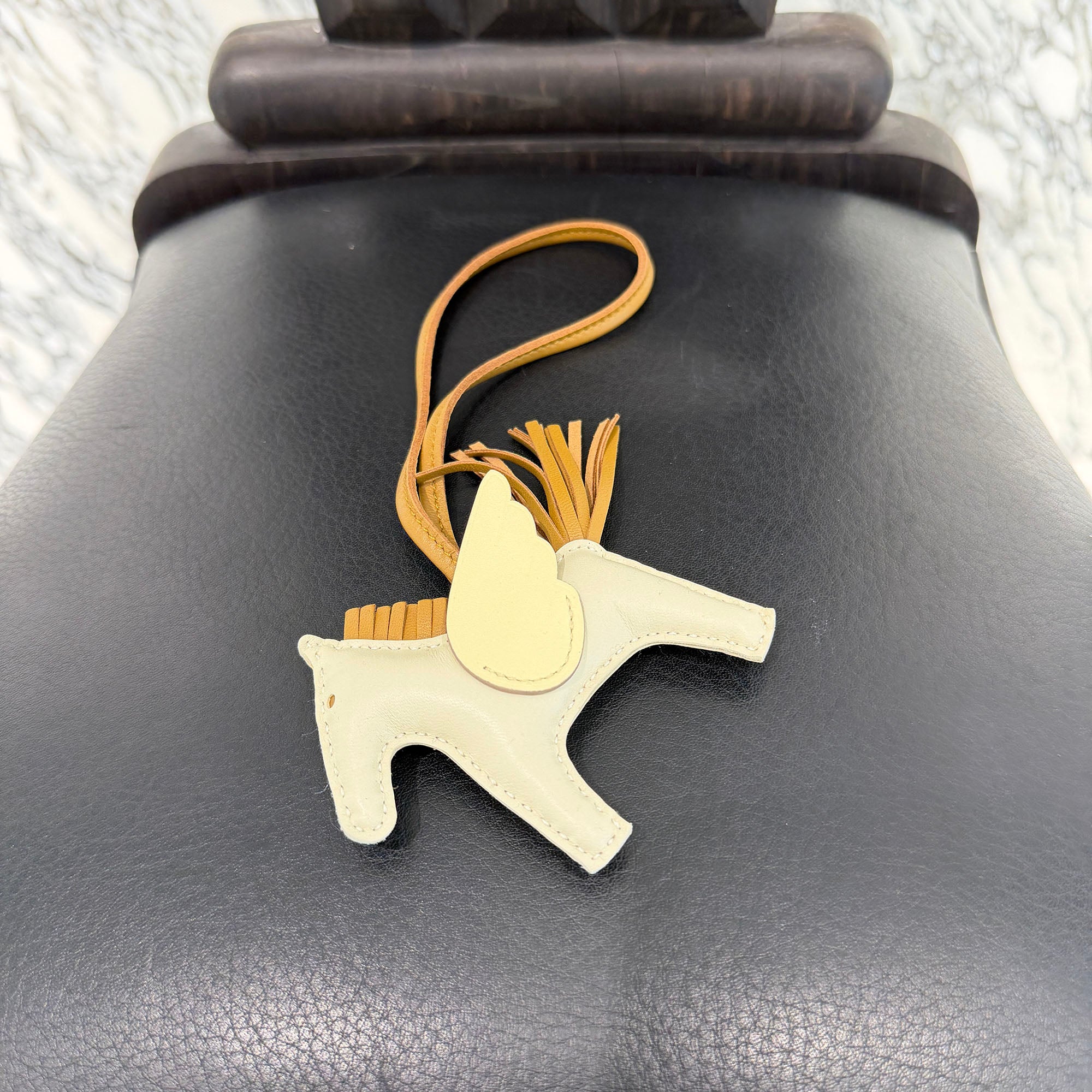 HERMES Rodeo Pegasus PM Charm K刻印 エルメス ロデオ ペガサス PM