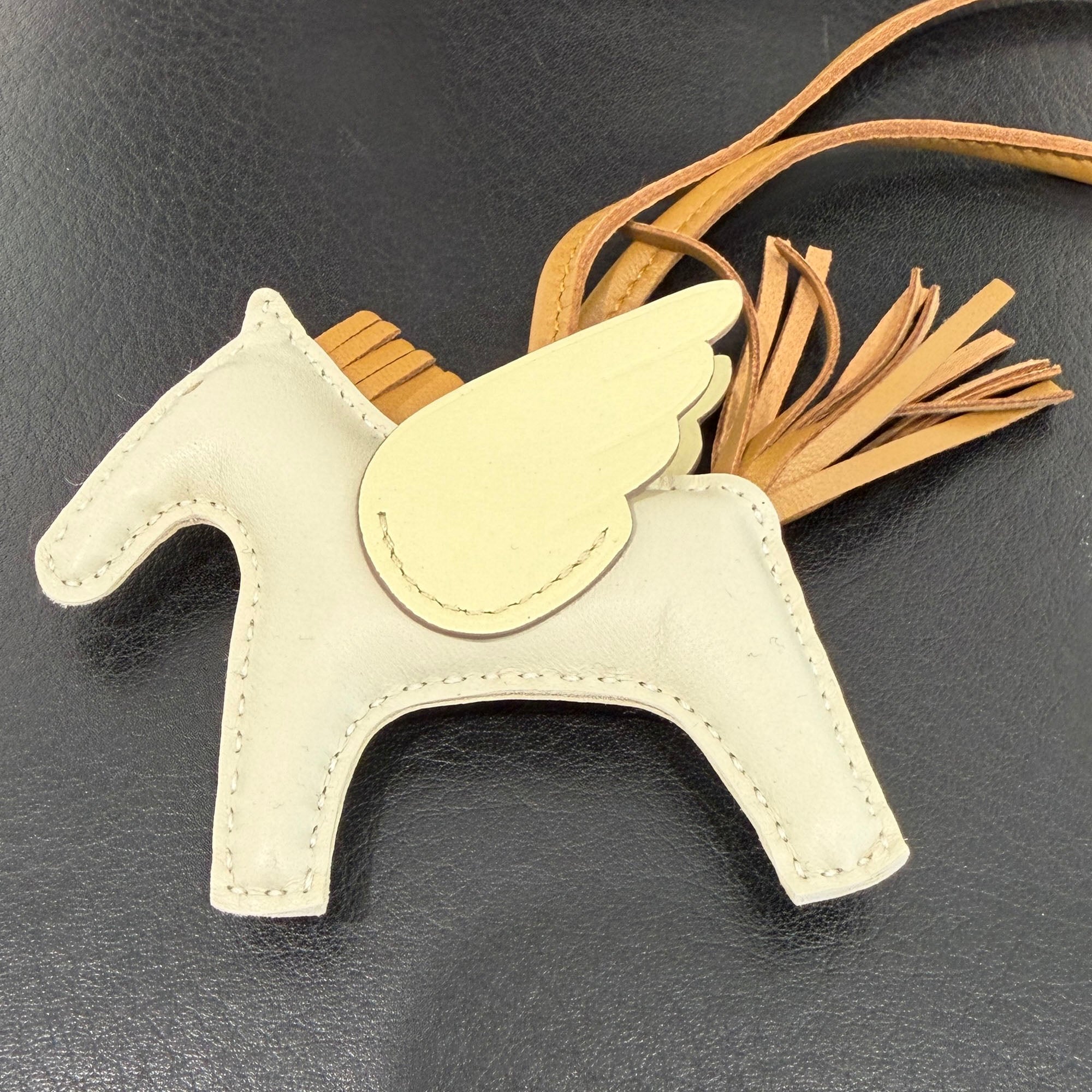 HERMES Rodeo Pegasus PM Charm K刻印 エルメス ロデオ ペガサス PM