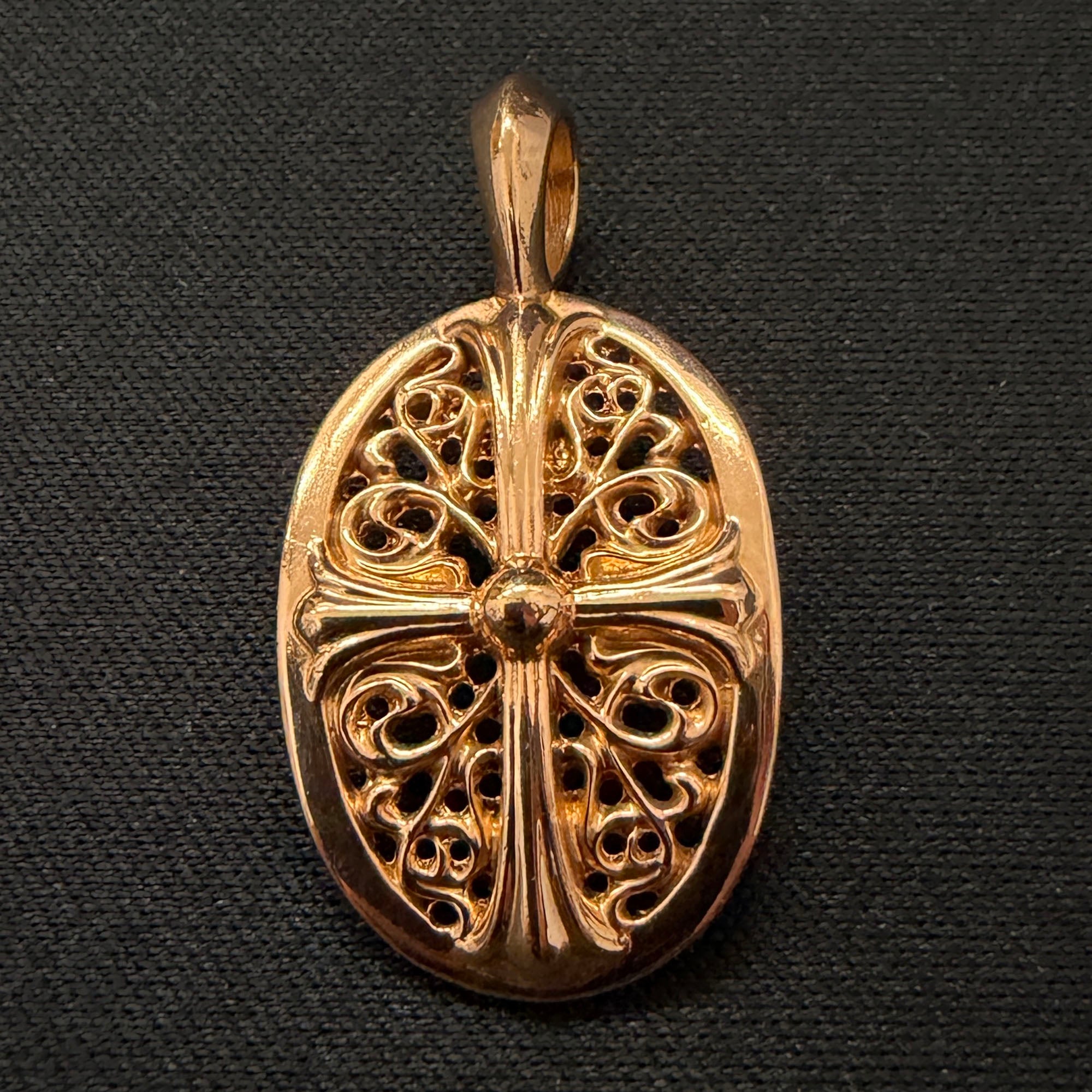 CHROME HEARTS 22K Classic Oval Cross Pendent Top クロムハーツ 22K クラシック オーバルクロス ペンダントトップ