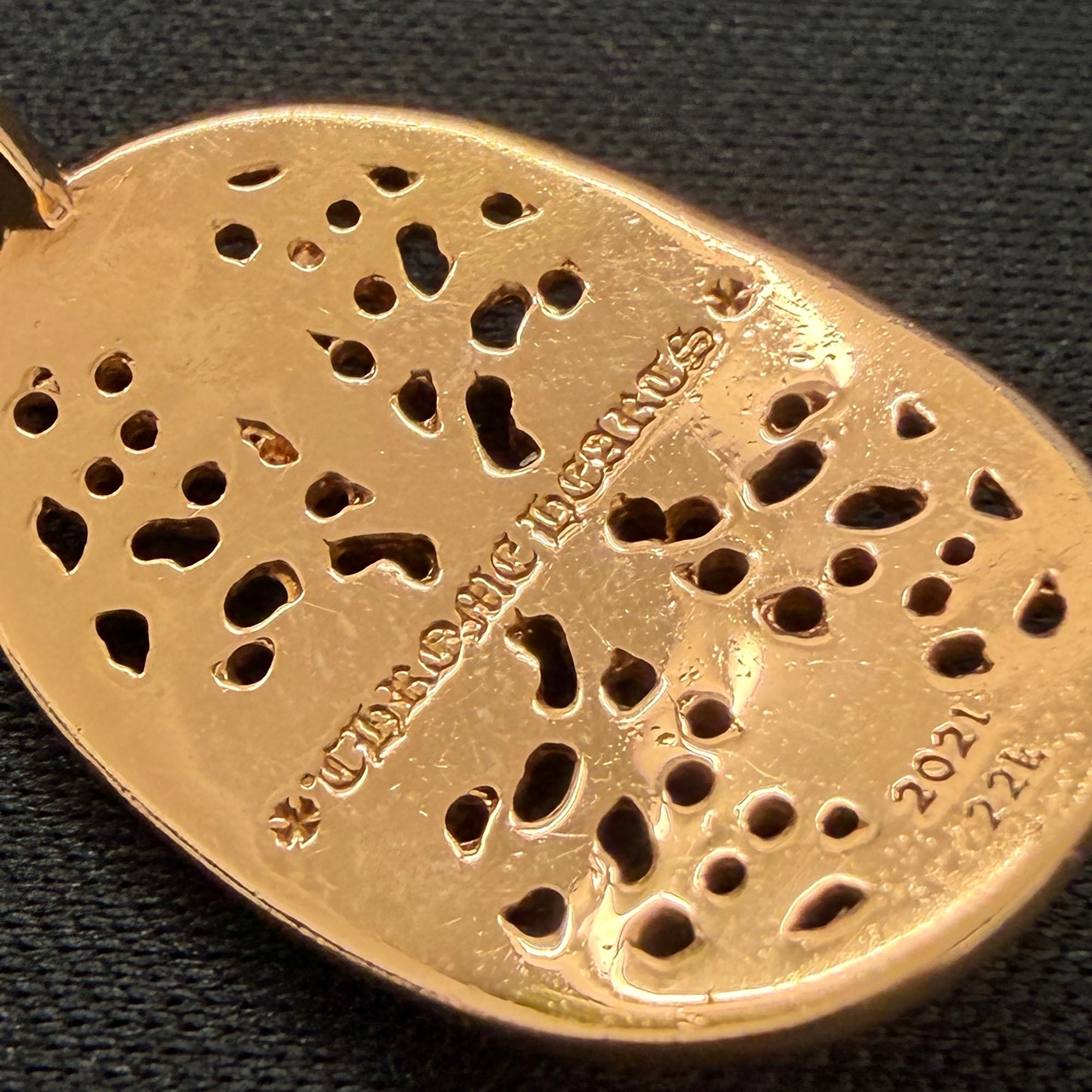CHROME HEARTS 22K Classic Oval Cross Pendent Top クロムハーツ 22K クラシック オーバルクロス ペンダントトップ
