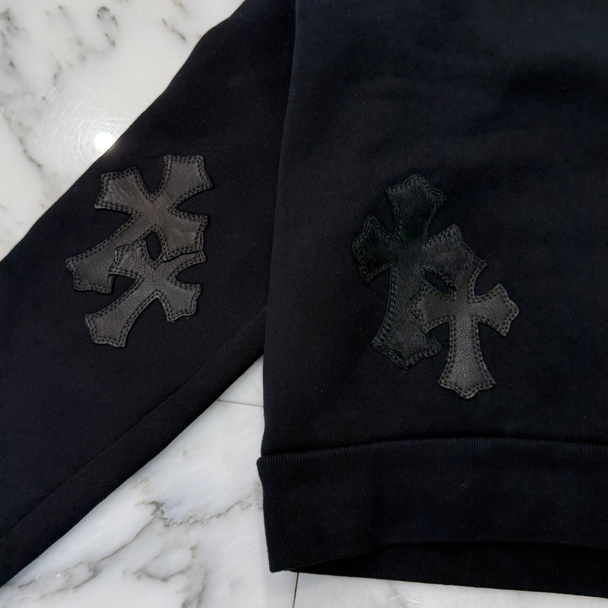 CHROME HEARTS Y NOT Multi Leather Cross Patch Sweatshirt Size XS クロムハーツ ワイノット マルチレザークロスパッチ スウェットシャツ サイズXS