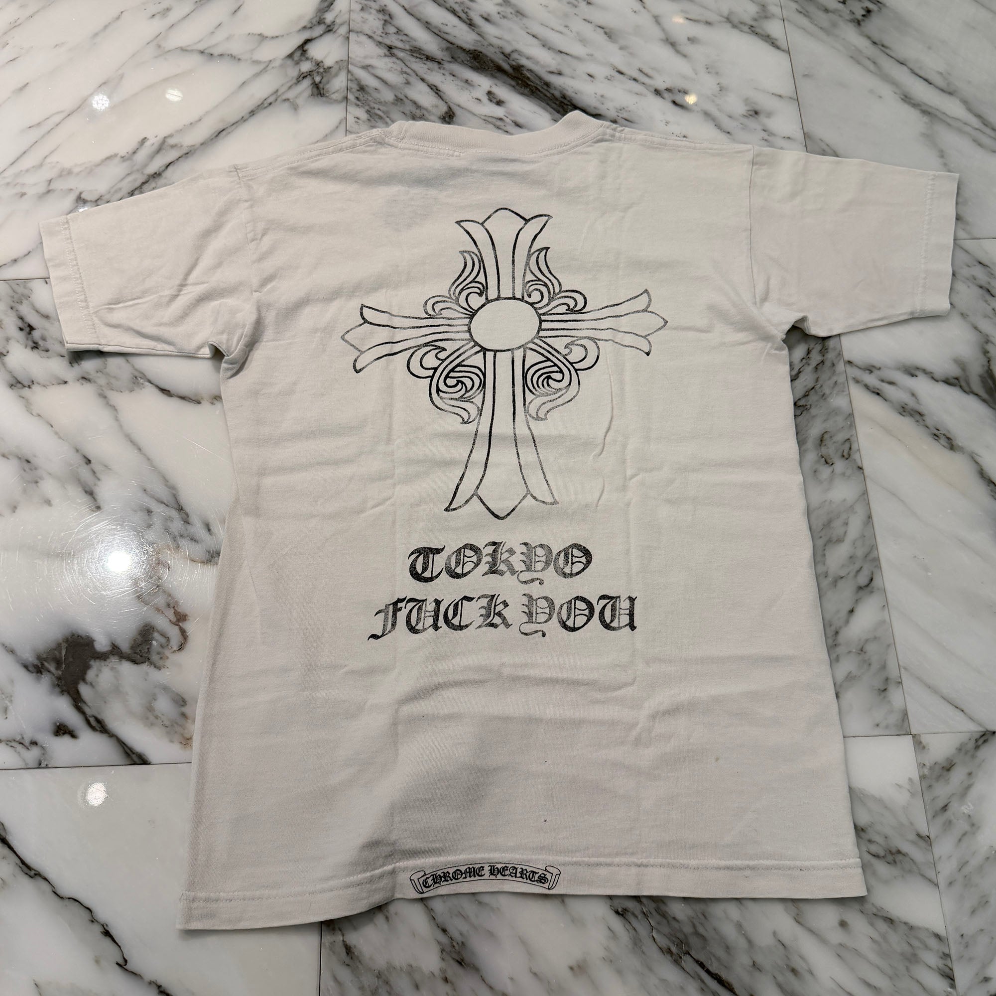 CHROME HEARTS Tokyo Limited Back Hairy Cross Fuck You Logo Tee Size S クロムハーツ 東京限定 バックヘイリークロス ファックユーロゴ Tシャツ サイズS