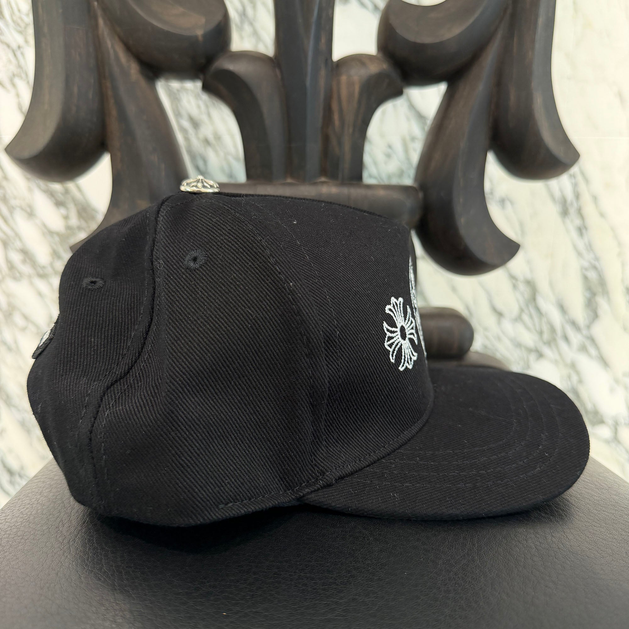 CHROME HEARTS CH Plus Horseshoe Embroidery Baseball Cap Size ONE SIZE（51-61）クロムハーツ CHプラス ホースシュー 刺繍 ベースボールキャップ サイズONE SIZE（51-61)