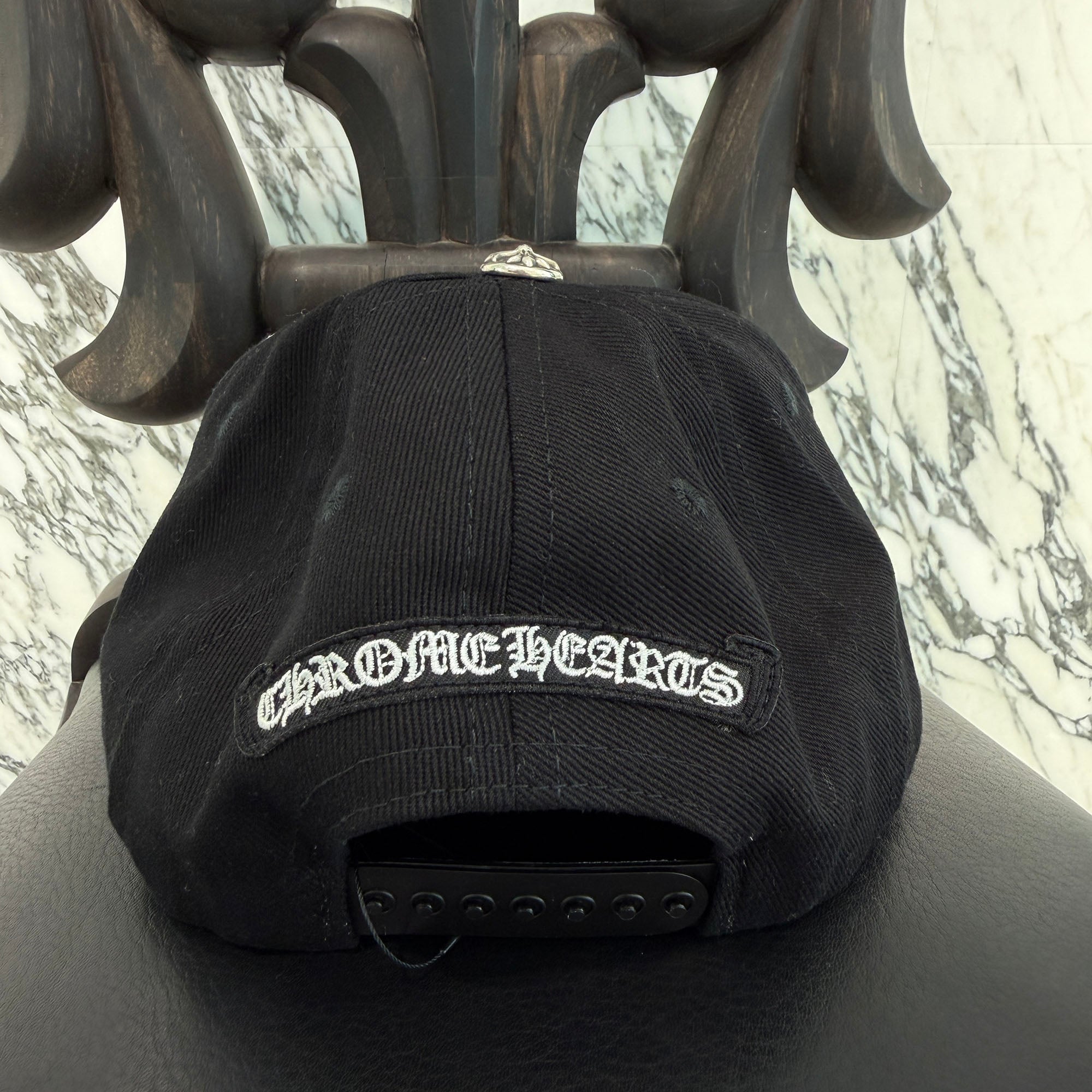 CHROME HEARTS CH Plus Horseshoe Embroidery Baseball Cap Size ONE SIZE（51-61）クロムハーツ CHプラス ホースシュー 刺繍 ベースボールキャップ サイズONE SIZE（51-61)