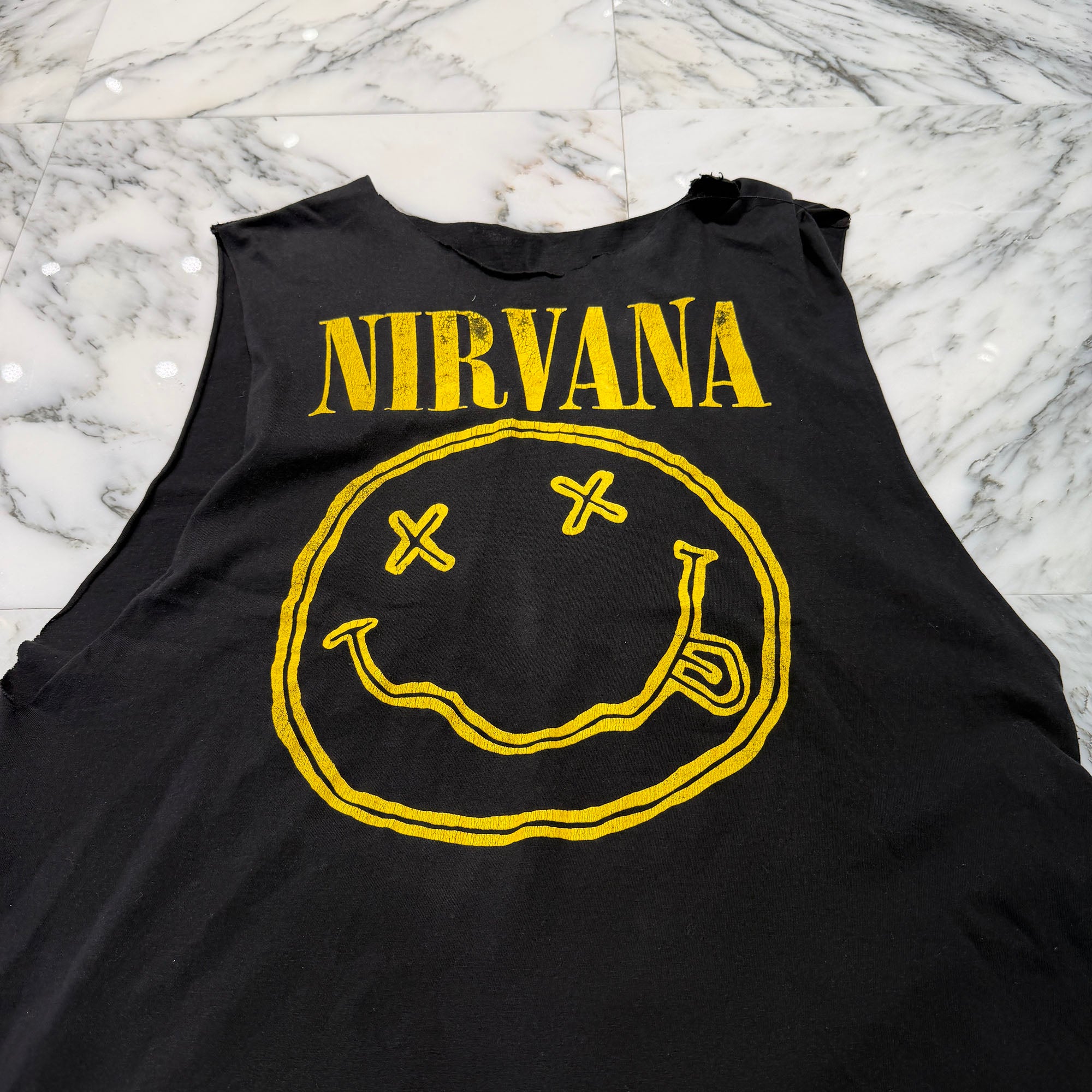 Vintage NIRVANA "Smiley Face Logo" Cut Off Tank Top ヴィンテージ ニルヴァーナ "スマイリーフェイス ロゴ" カットオフ タンクトップ