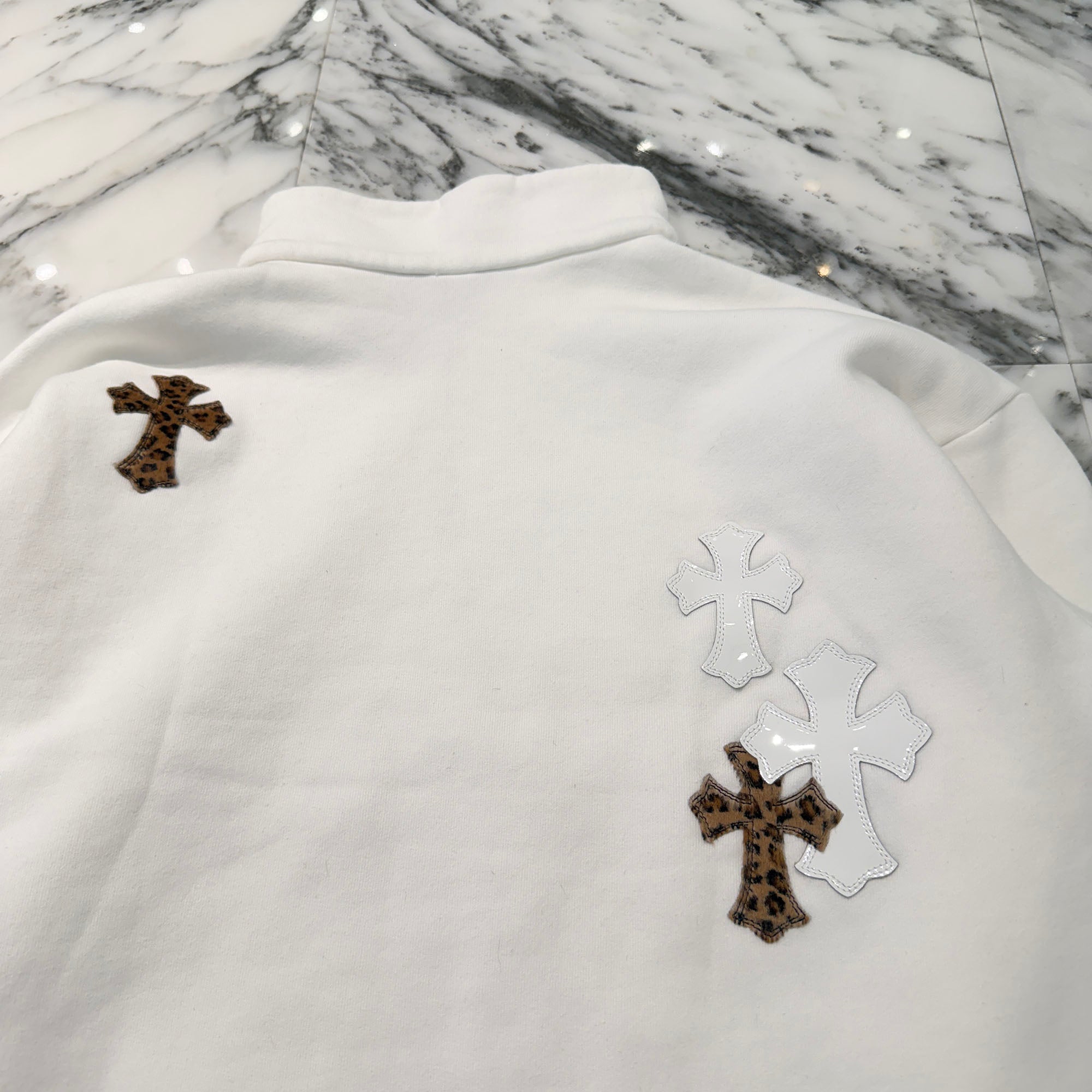 CHROME HEARTS Y NOT Multi Leather Cross Patch Half Zip Sweatshirt Size M クロムハーツ ワイノット マルチレザークロスパッチ ハーフジップ スウェットシャツ サイズM