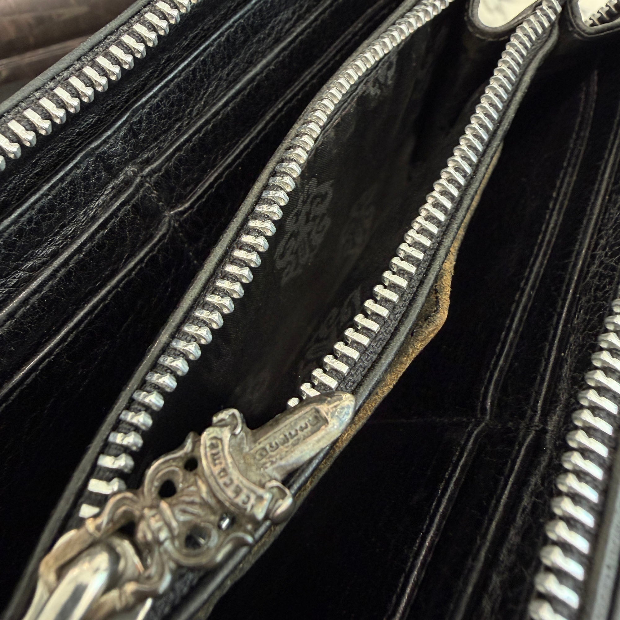 CHROME HEARTS Filigree Plus Leather Patch Round Zip Wallet クロムハーツ フィリグリープラス レザーパッチ ウォレット