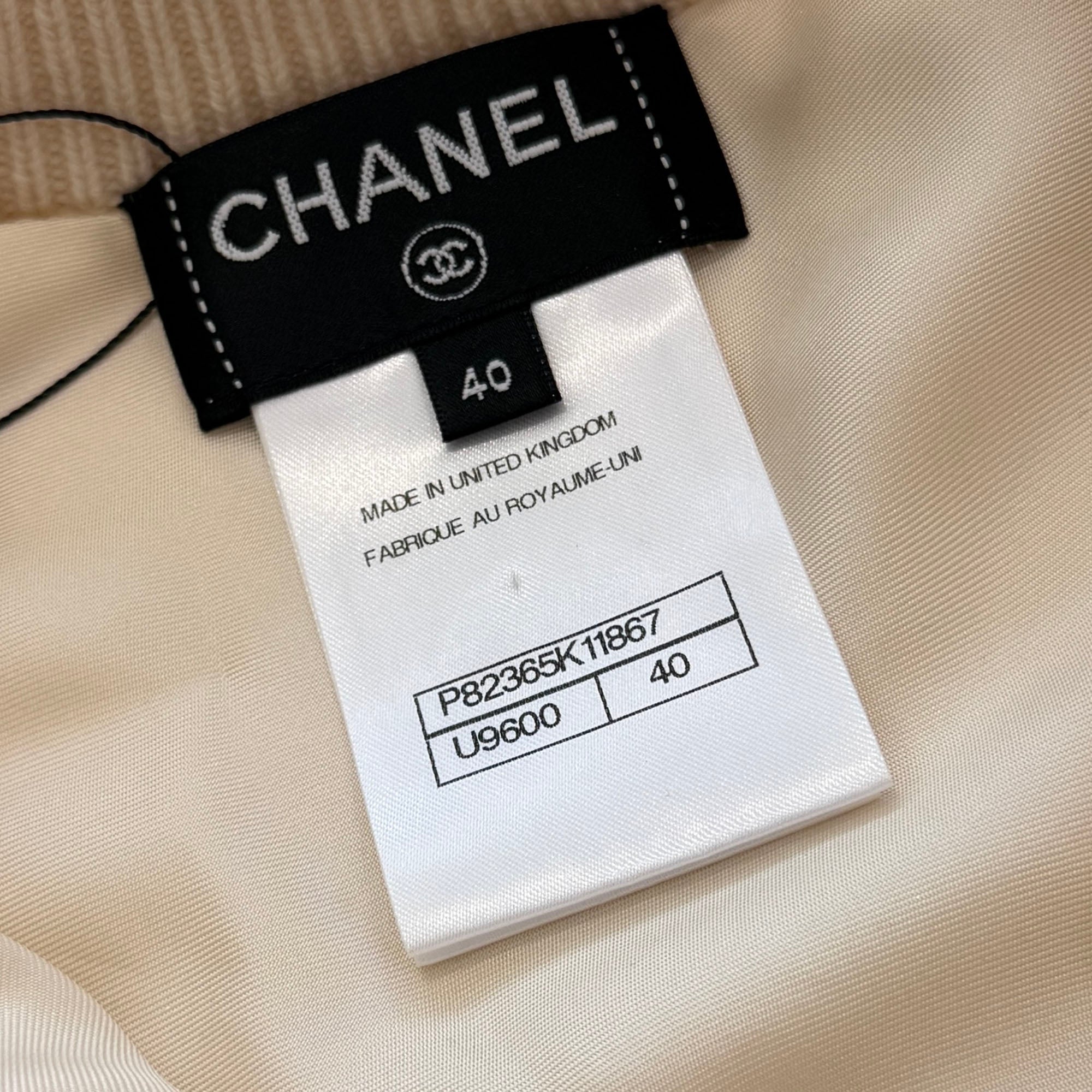 CHANEL 2026SS Coco Mark Button Cashmere Knit Cardigan P82365K11867 Size 40 シャネル ココマークボタン カシミア ニットカーディガン サイズ40