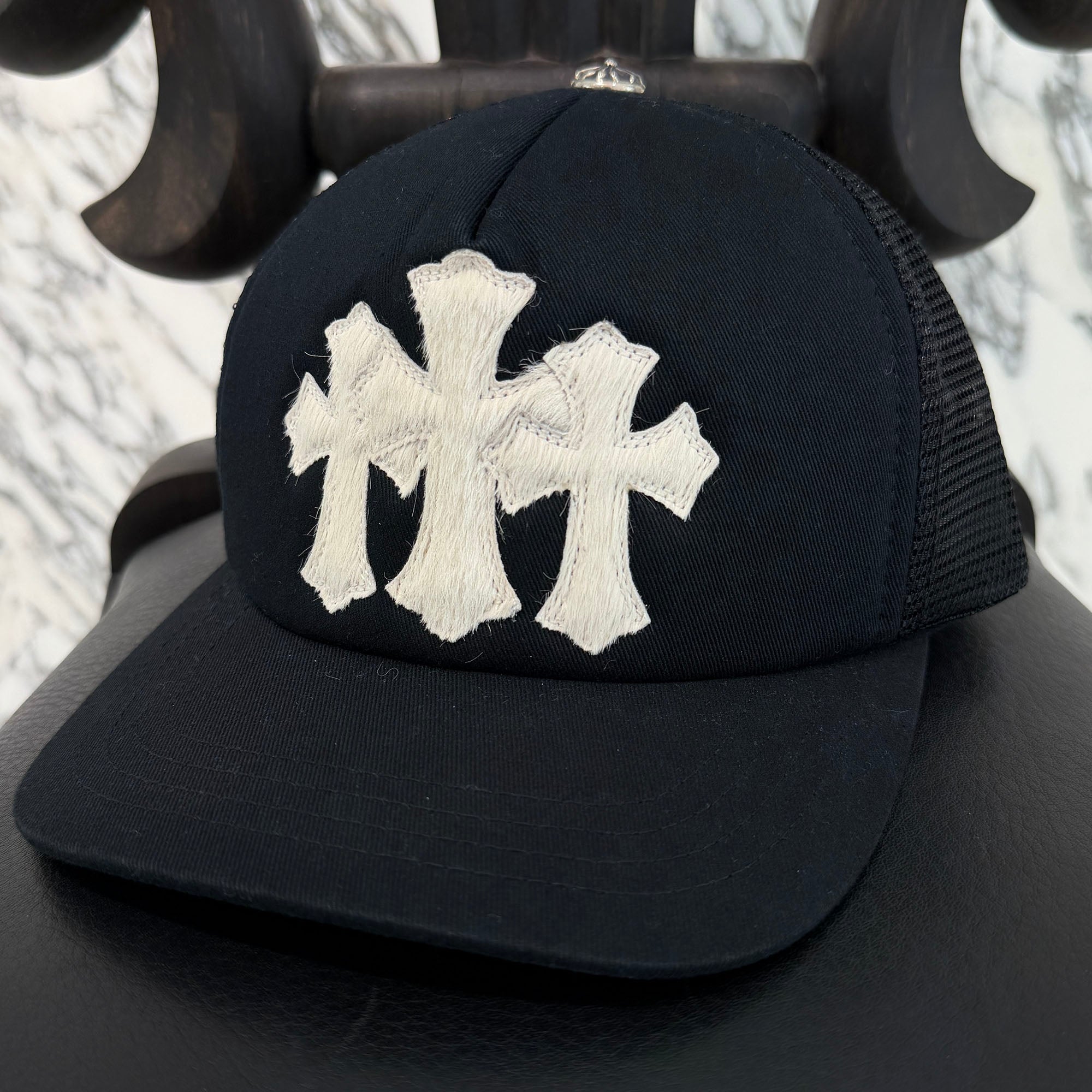 CHROME HEARTS 2025AW Triple Cross Harako Leather Patch Trucker Cap ONE SIZE (51-61) クロムハーツ トリプルクロス ハラコレザー パッチトラッカーキャップ サイズONE SIZE (51-61)