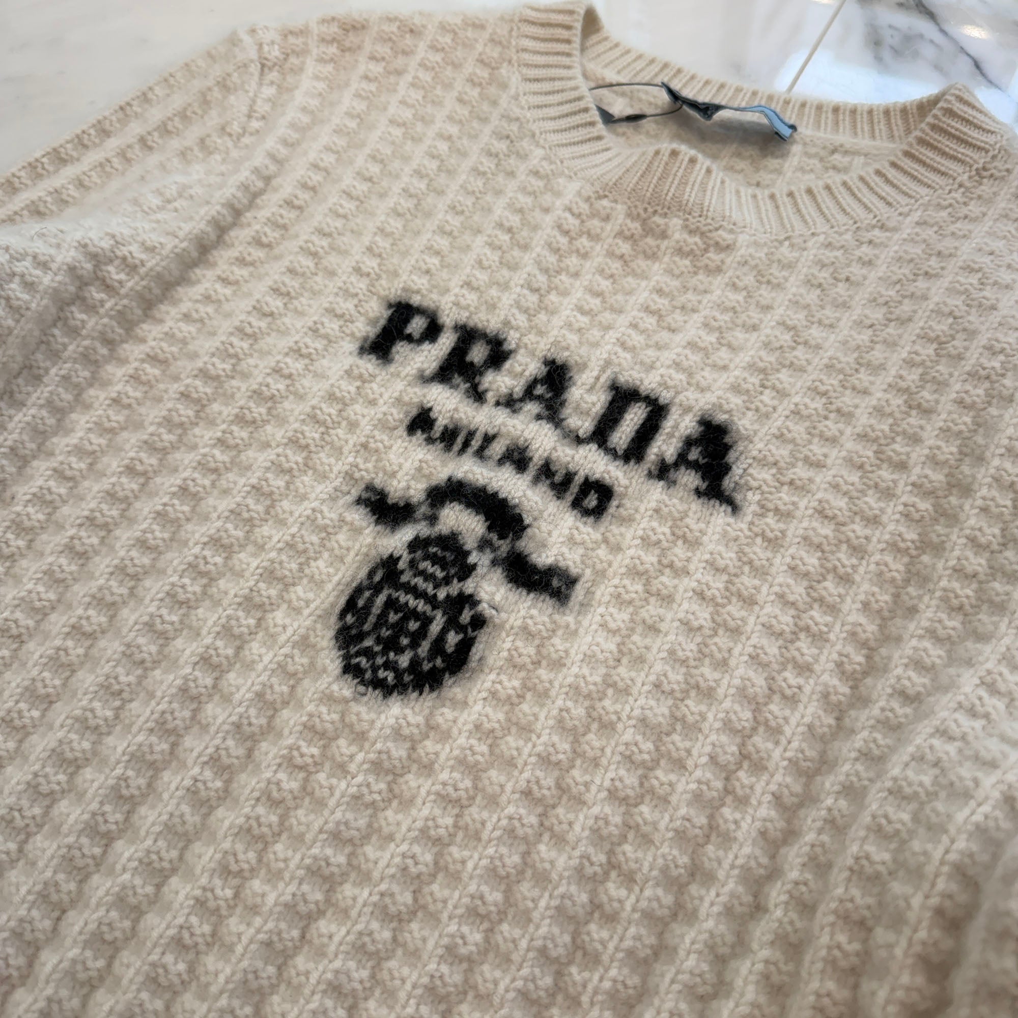PRADA Front Logo Print Crew Neck Long Sleeved Knit Sweater P24M2L S212 10F0 Size 38 プラダ フロントロゴプリント クルーネック長袖ニットセーター サイズ38