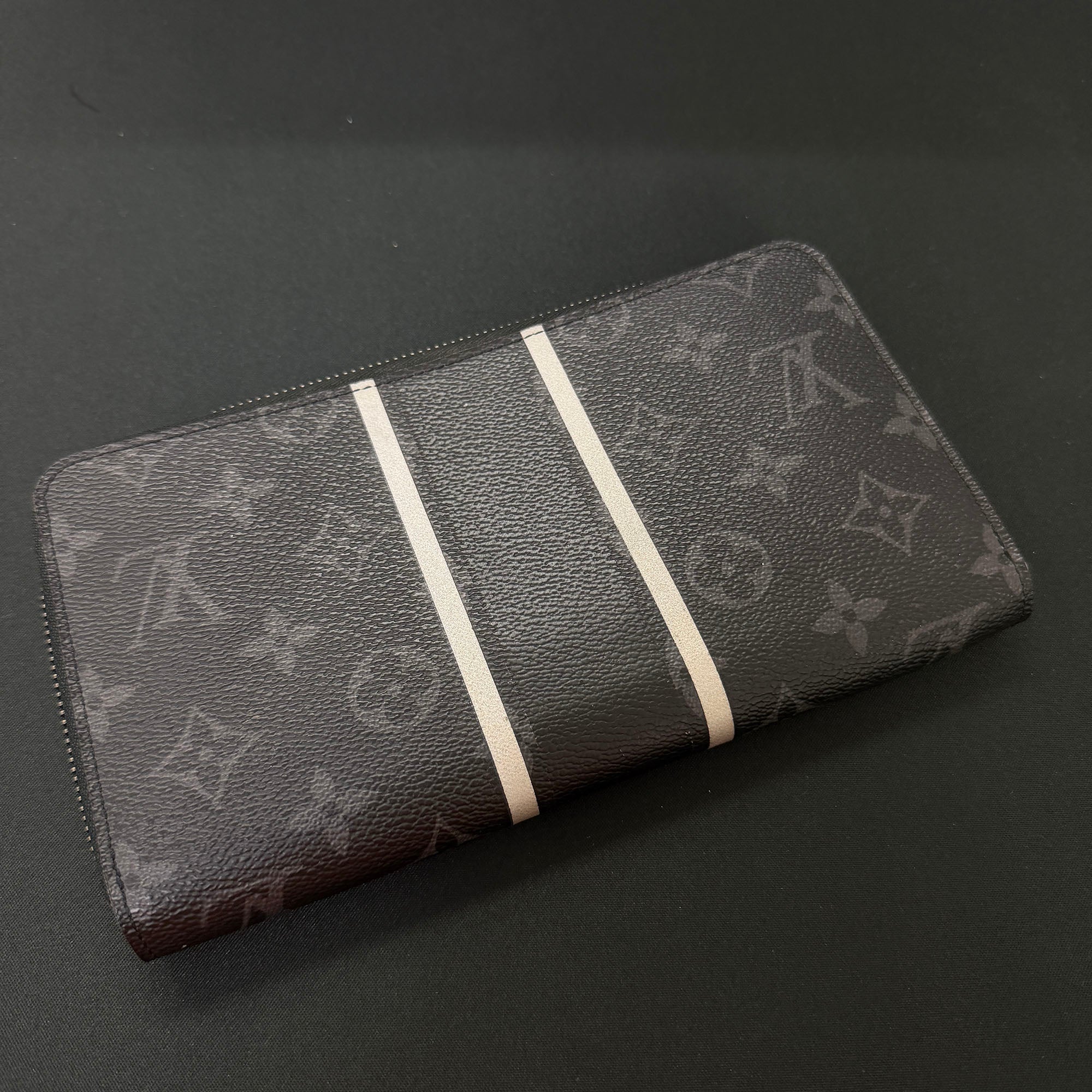LOUIS VUITTON Monogram Eclipse Flash Zippy Organizer NM M64645 ルイヴィトン モノグラムエクリプスフラッシュジッピーオーガナイザー
