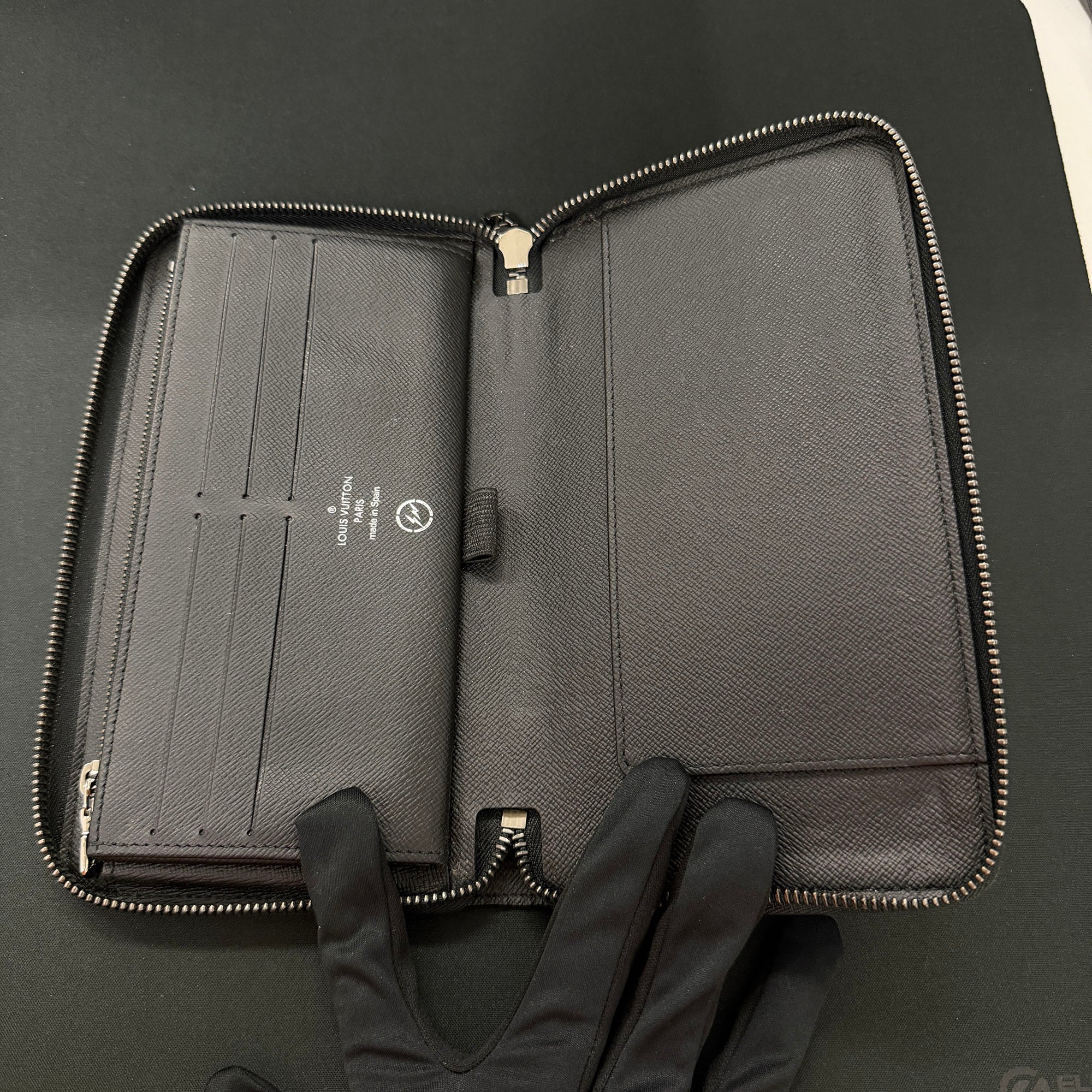 LOUIS VUITTON Monogram Eclipse Flash Zippy Organizer NM M64645 ルイヴィトン モノグラムエクリプスフラッシュジッピーオーガナイザー