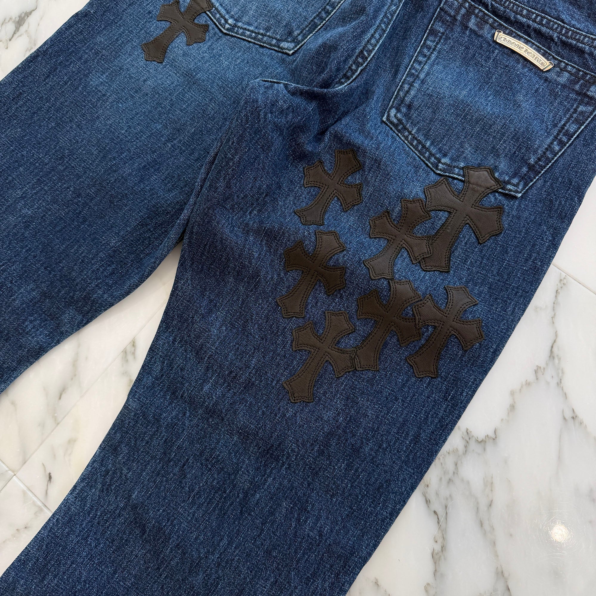 CHROME HEARTS Leather Cross Patch Cross Ball Button Flare Knee Denim Pants Size 32 クロムハーツ レザークロスパッチ クロスボールボタン フレアニー デニムパンツ サイズ32