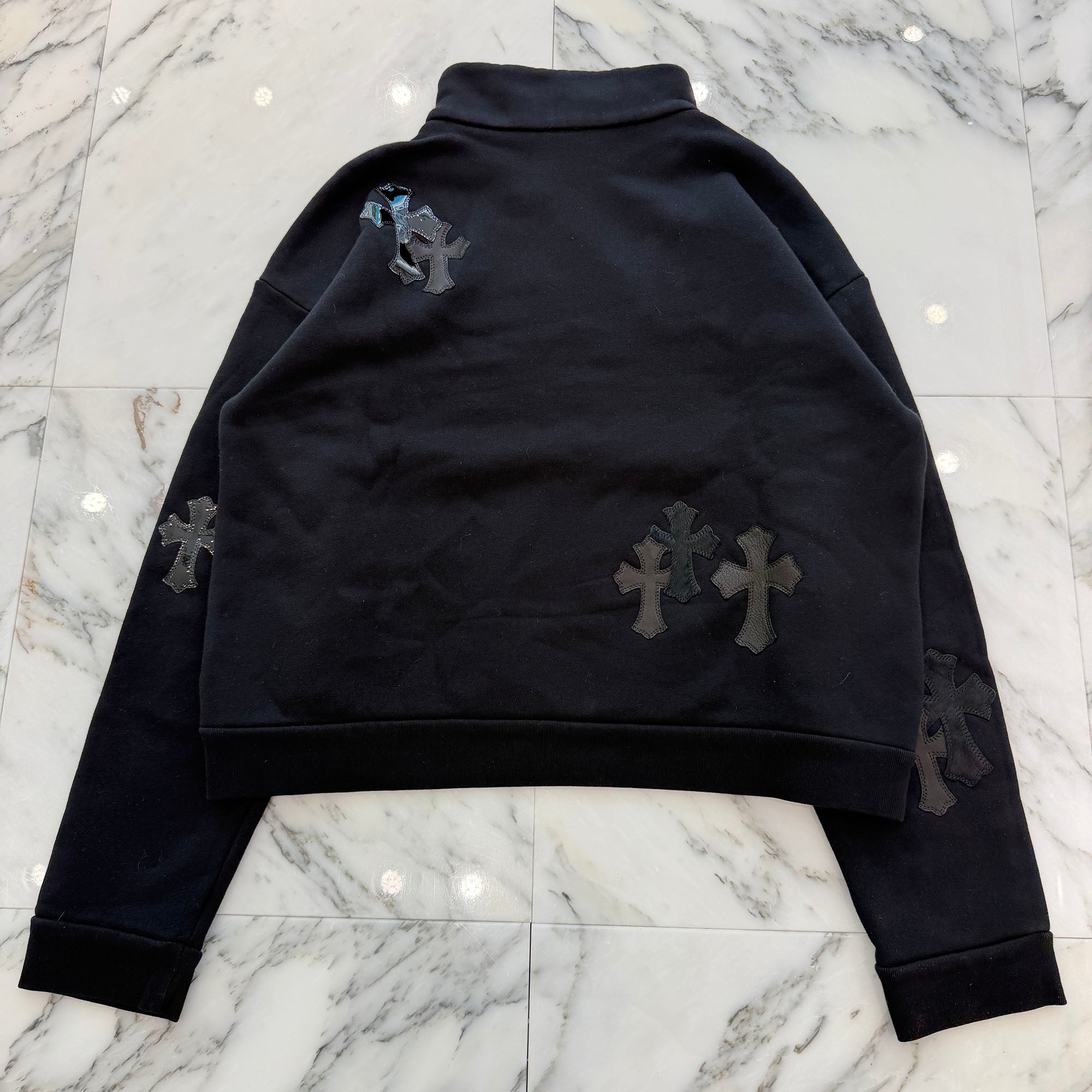 CHROME HEARTS Y NOT Multi Leather Cross Patch Half Zip Sweatshirt Size M クロムハーツ ワイノット マルチレザークロスパッチ ハーフジップ スウェットシャツ サイズM