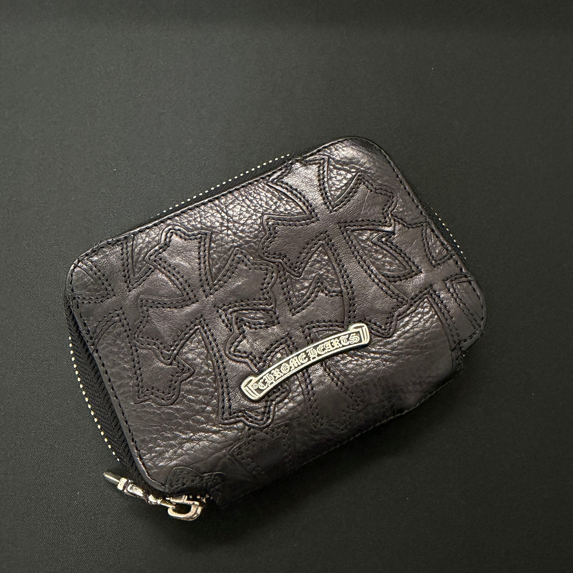 CHROME HEARTS BANK ROBBER Cemetery Cross Patch Round Zip Leather Compact Wallet クロムハーツ バンクローバー セメタリークロスパッチ ラウンドジップレザーコンパクトウォレット