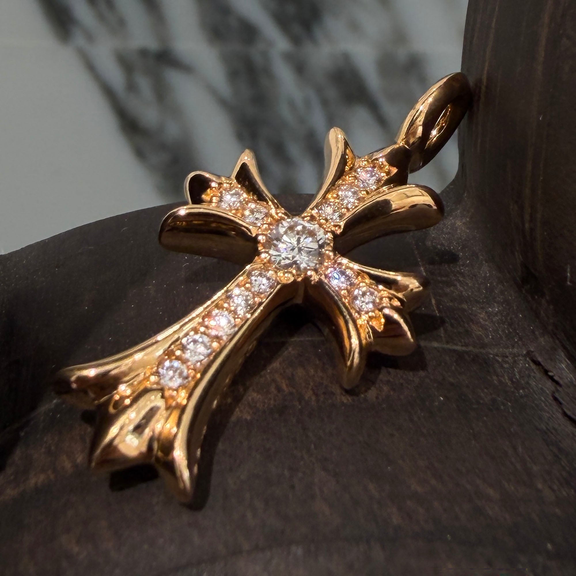 CHROME HEARTS 22K Tiny Fat Cross Pave Diamond Pendant Top クロム