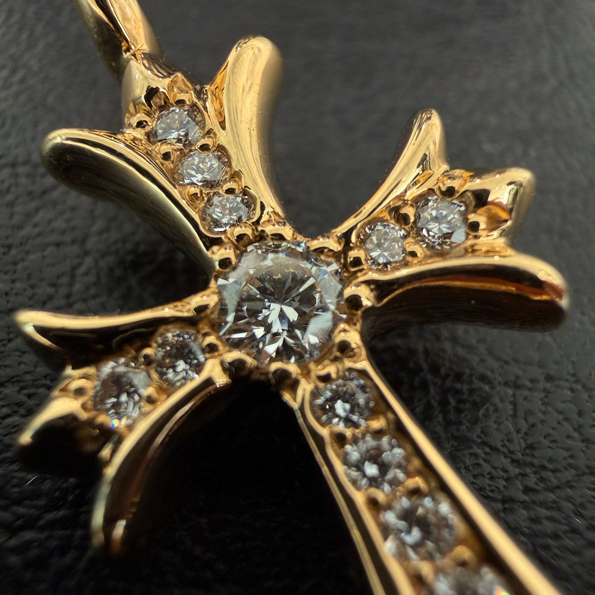 CHROME HEARTS 22K Tiny Fat Cross Pave Diamond Pendant Top クロム