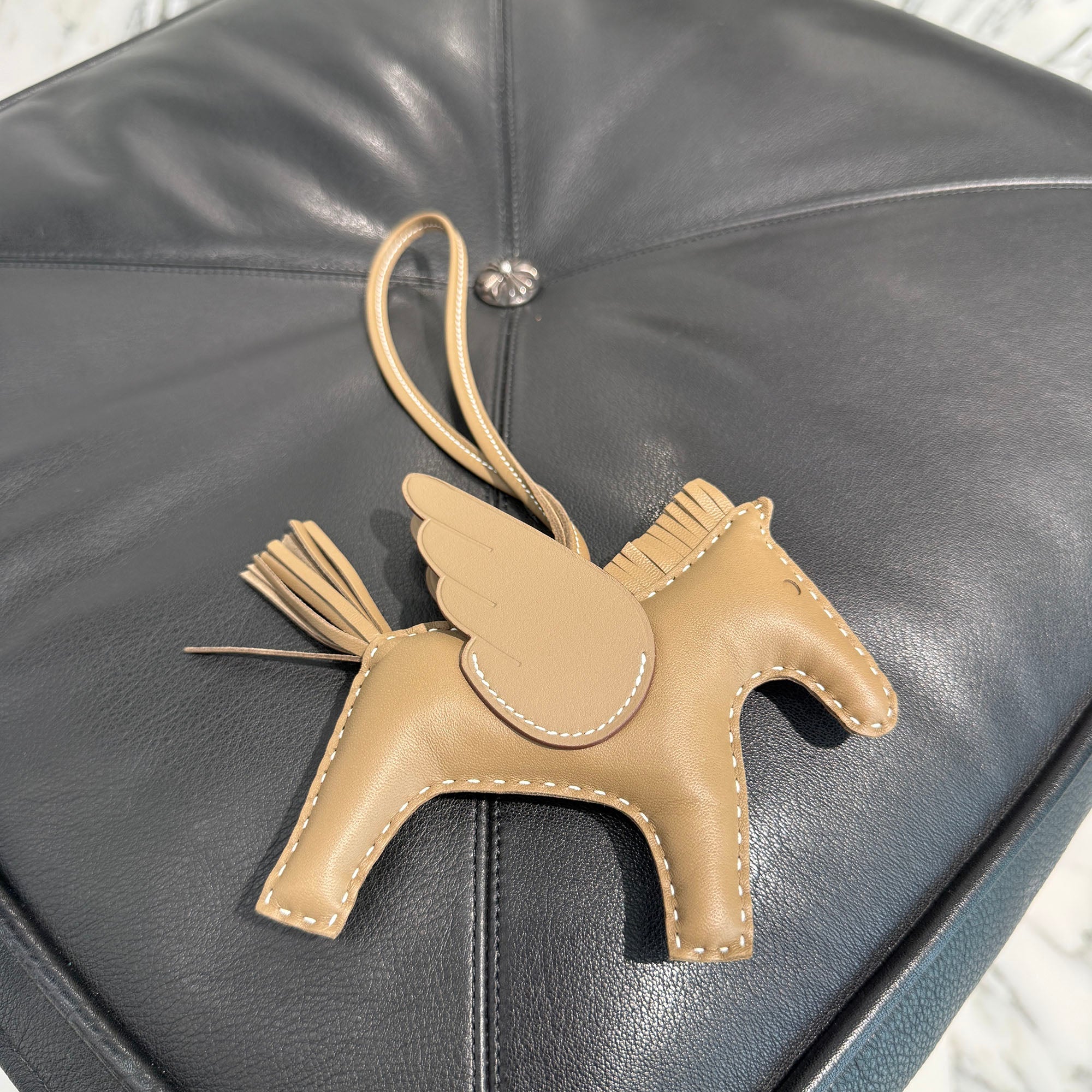 HERMES Rodeo Pegasus MM Charm K刻印 エルメス ロデオ ペガサス MM チャーム