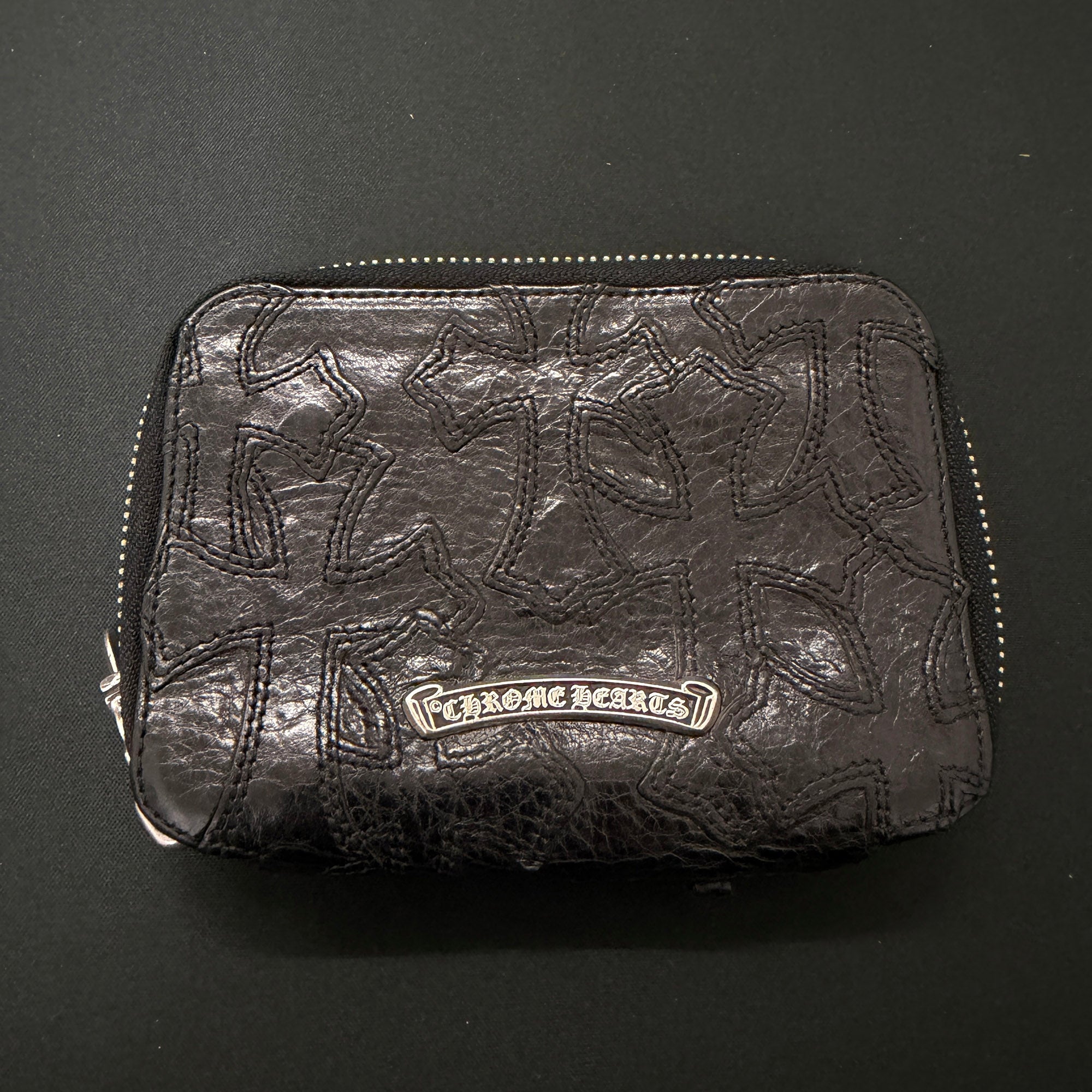 CHROME HEARTS BANK ROBBER Cemetery Cross Patch Round Zip Leather Compact Wallet クロムハーツ バンクローバー セメタリークロスパッチ ラウンドジップレザーコンパクトウォレット