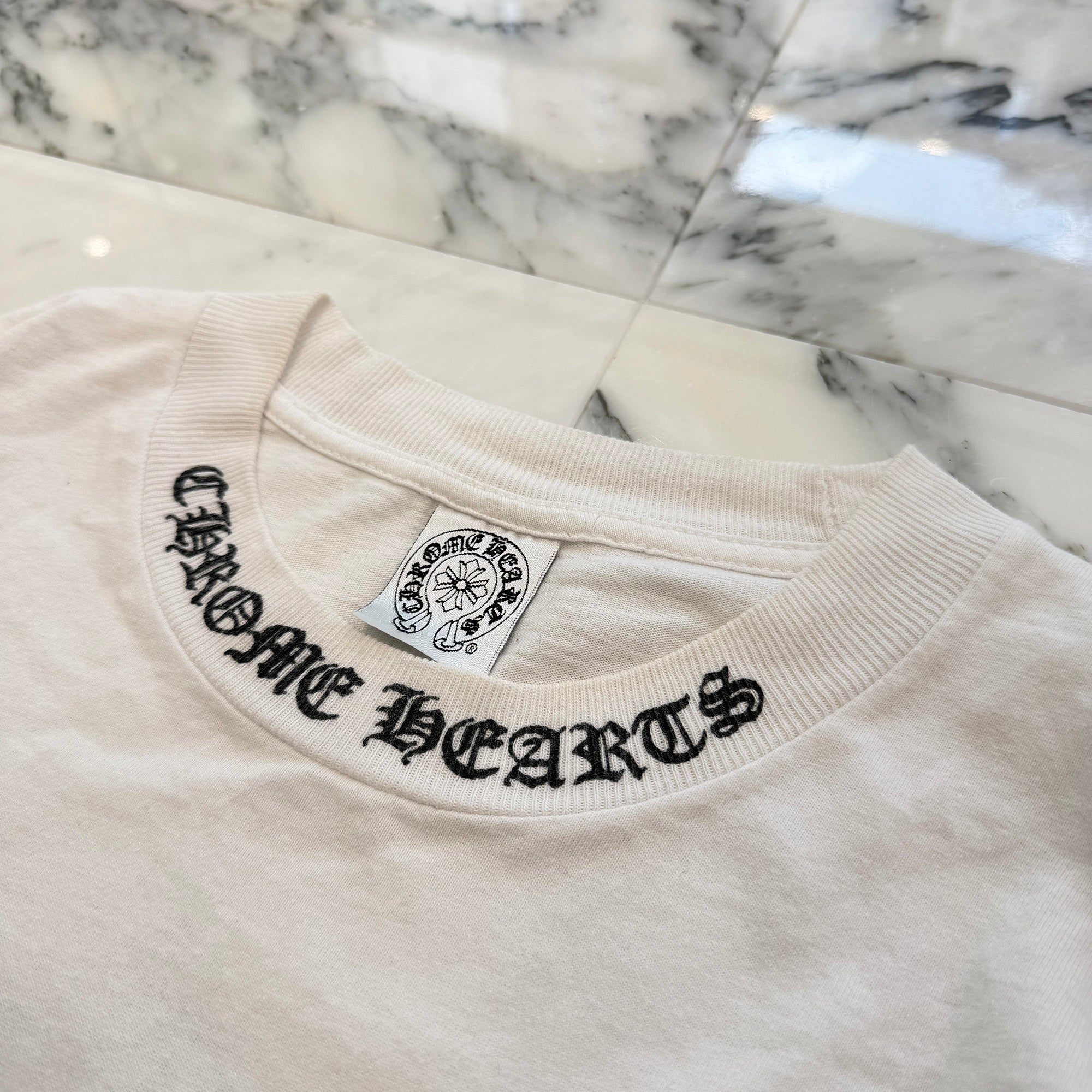 CHROME HEARTS Back Floral Cross Neck Logo Tee Size L クロムハーツ バックフローラルクロス ネックロゴTシャツ サイズL