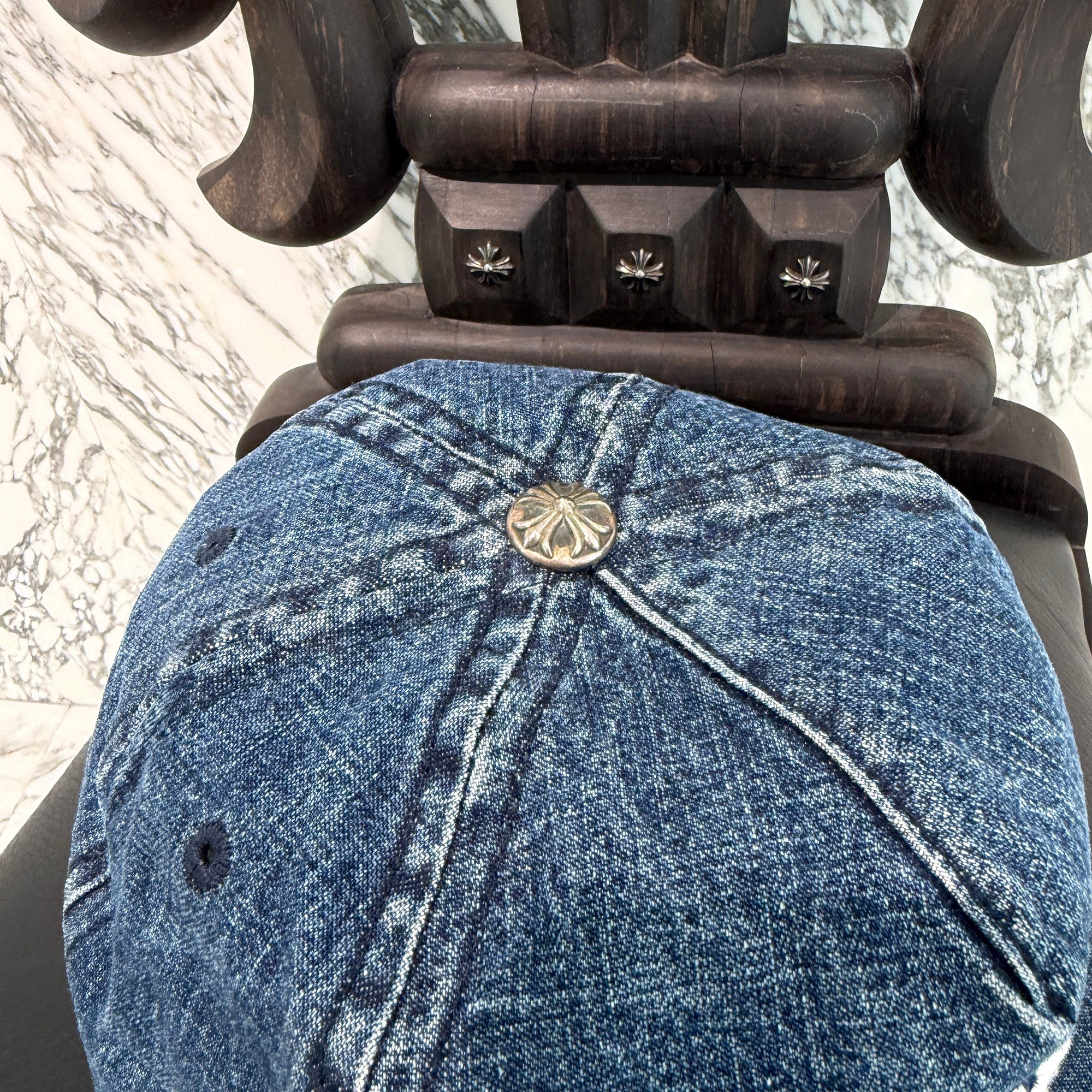 CHROME HEARTS 2024SS Vine Dagger Embroidery Denim Trucker Cap Size ONE SIZE (53-60) クロムハーツ ヴァインダガー 刺繍 デニム トラッカーキャップ サイズONE SIZE (53-60)