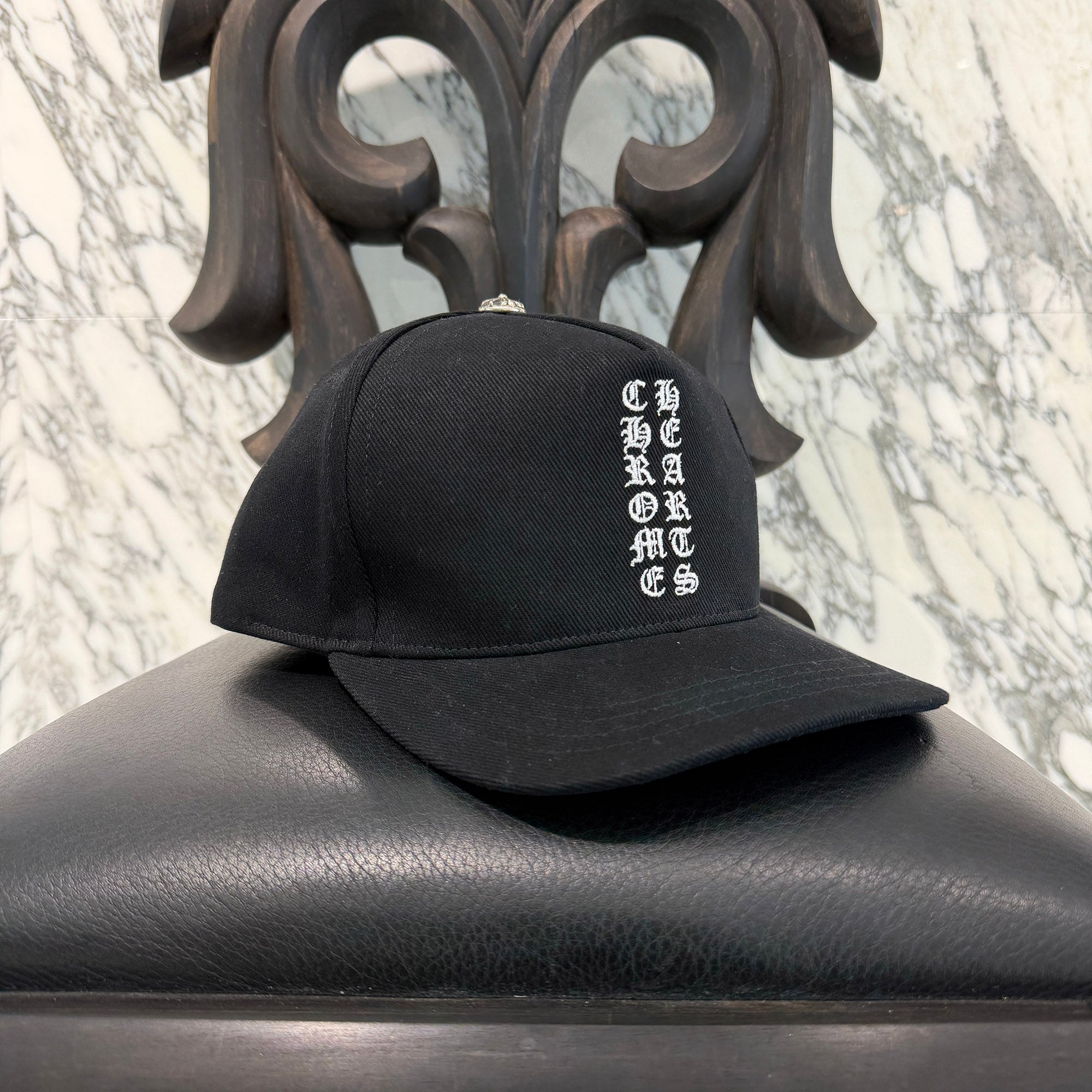 CHROME HEARTS Vertical Logo Trucker Cap Size ONE SIZE (51-61) クロムハーツ ヴァーティカルロゴ トラッカーキャップ サイズONE SIZE (51-61)