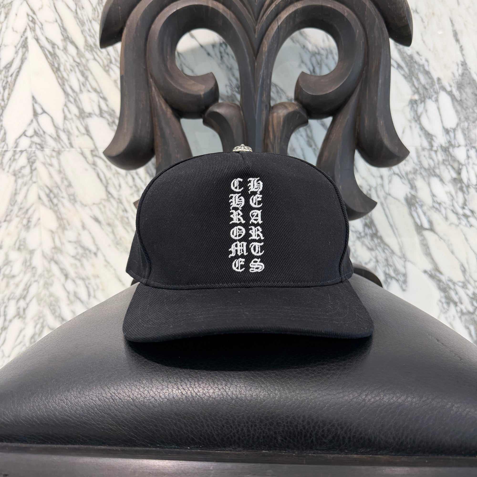 CHROME HEARTS Vertical Logo Trucker Cap Size ONE SIZE (51-61) クロムハーツ ヴァーティカルロゴ トラッカーキャップ サイズONE SIZE (51-61)