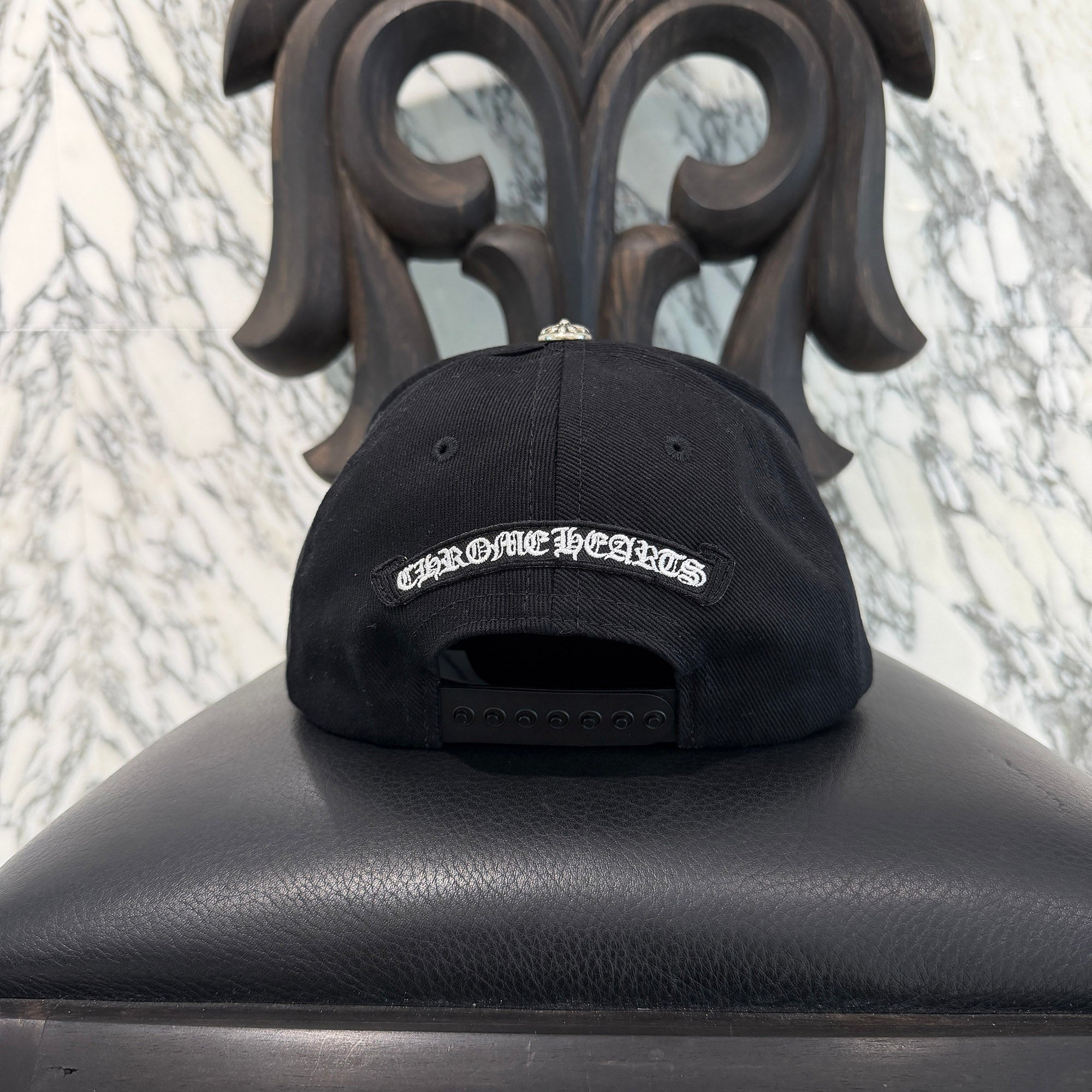 CHROME HEARTS Vertical Logo Trucker Cap Size ONE SIZE (51-61) クロムハーツ ヴァーティカルロゴ トラッカーキャップ サイズONE SIZE (51-61)