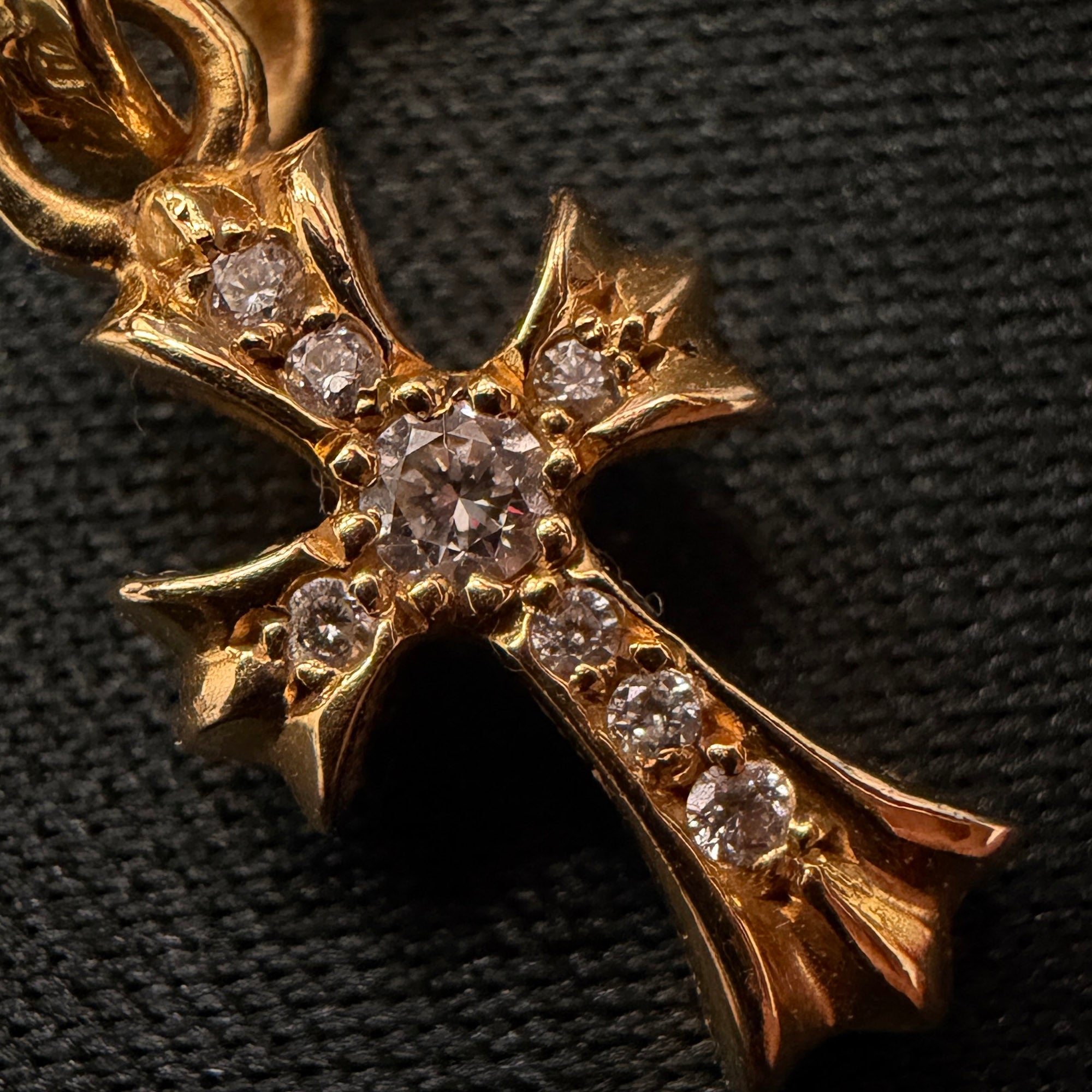 CHROME HEARTS 22K BABY FAT CROSS Earring Pave Diamond クロムハーツ 22K ベイビーファットクロス ピアス パヴェダイヤモンド