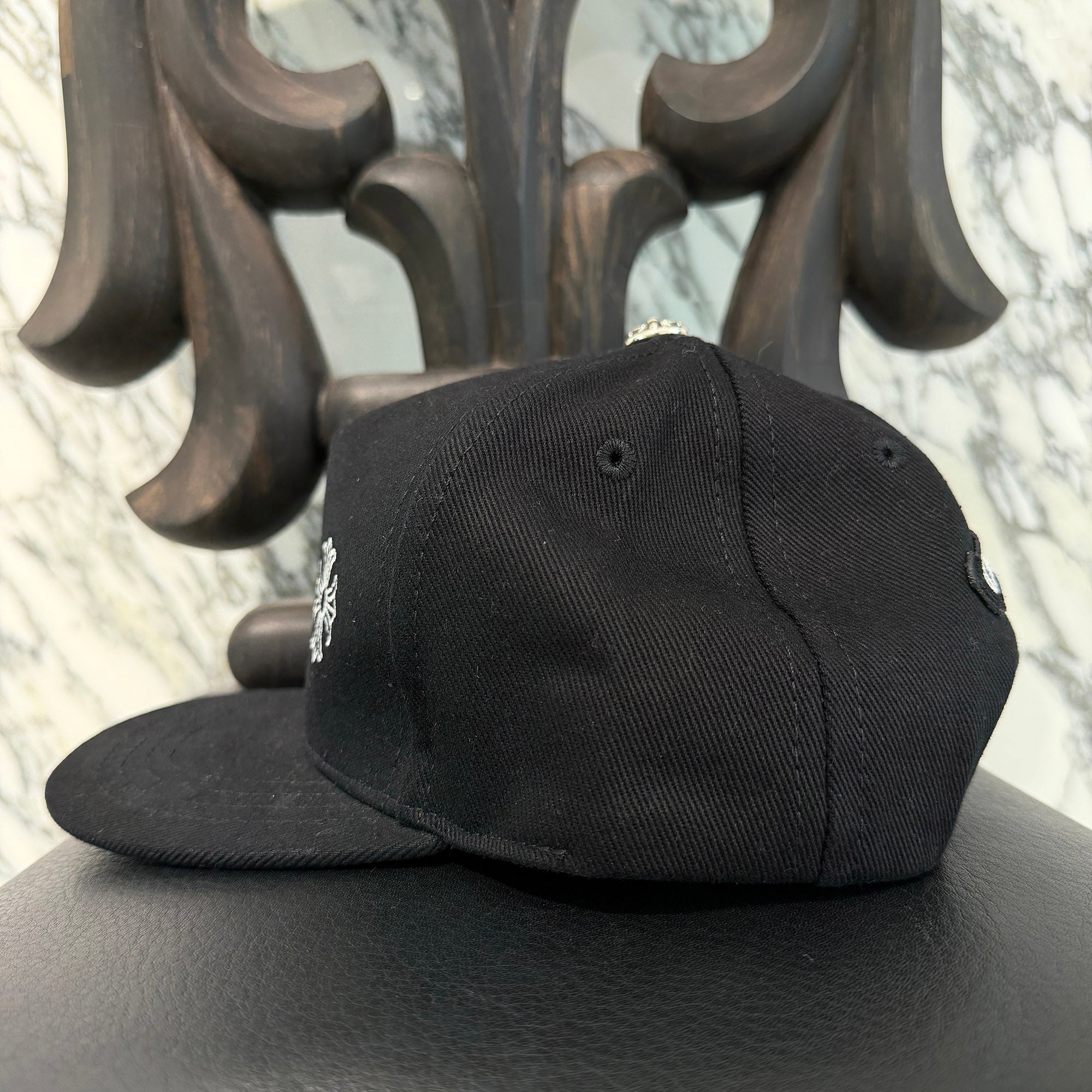 CHROME HEARTS CH Plus Horseshoe Embroidery Baseball Cap Size ONE SIZE (51-61) クロムハーツ CHプラス ホースシュー 刺繍 ベースボールキャップ サイズONE SIZE (51-61)