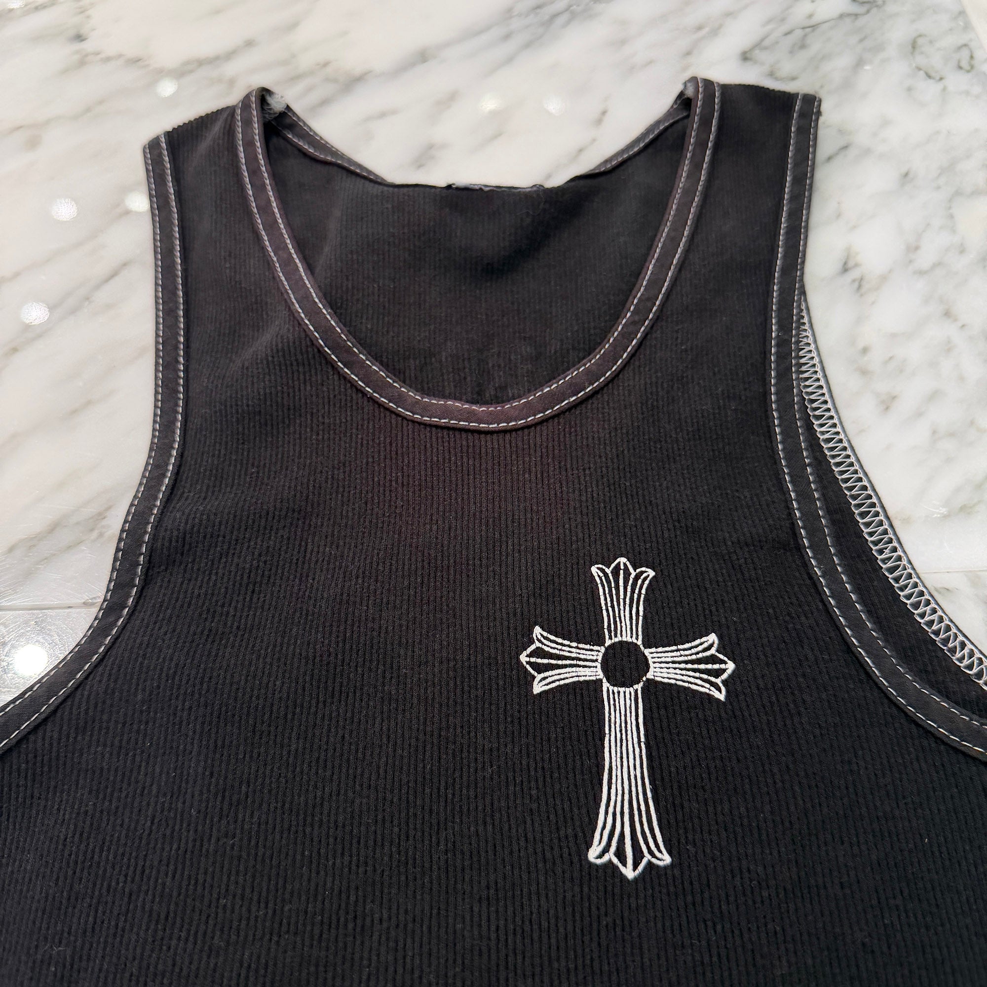 CHROME HEARTS Vertical Side Logo Cross Print Tank Top クロムハーツ ヴァーティカル サイドロゴ クロスプリント タンクトップ