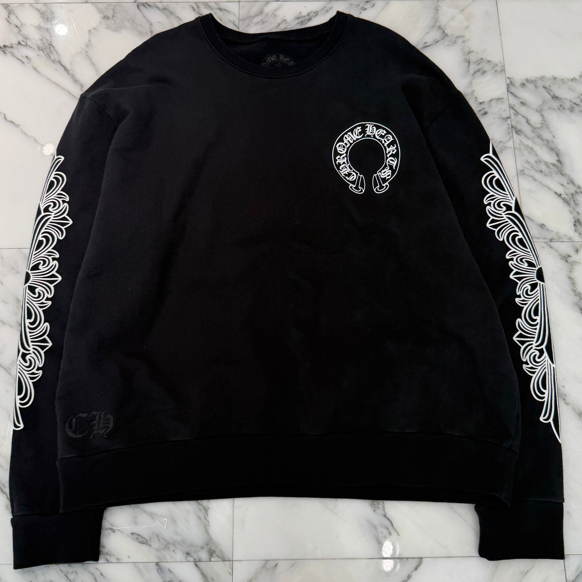 CHROME HEARTS Floral Cross Horseshoe Crewneck Sweat Shirts Size M クロムハーツ フローラルクロス ホースシュー クルーネック スウェットシャツ サイズM