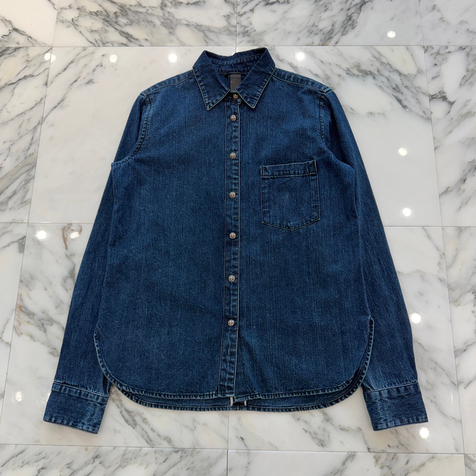 CHROME HEARTS Y NOT Loose Ends Leather Cross Patch Denim Shirt Size L クロムハーツ ワイノット ルーズエンド レザークロスパッチ デニムシャツ サイズL