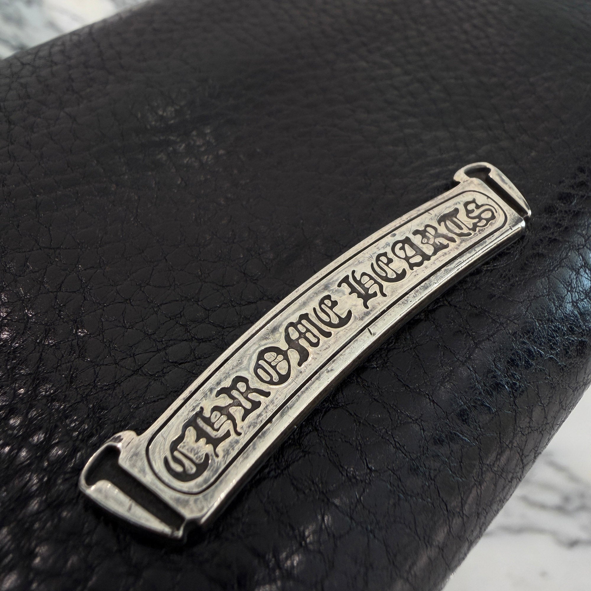 CHROME HEARTS Filigree Plus Leather Patch Round Zip Wallet クロム